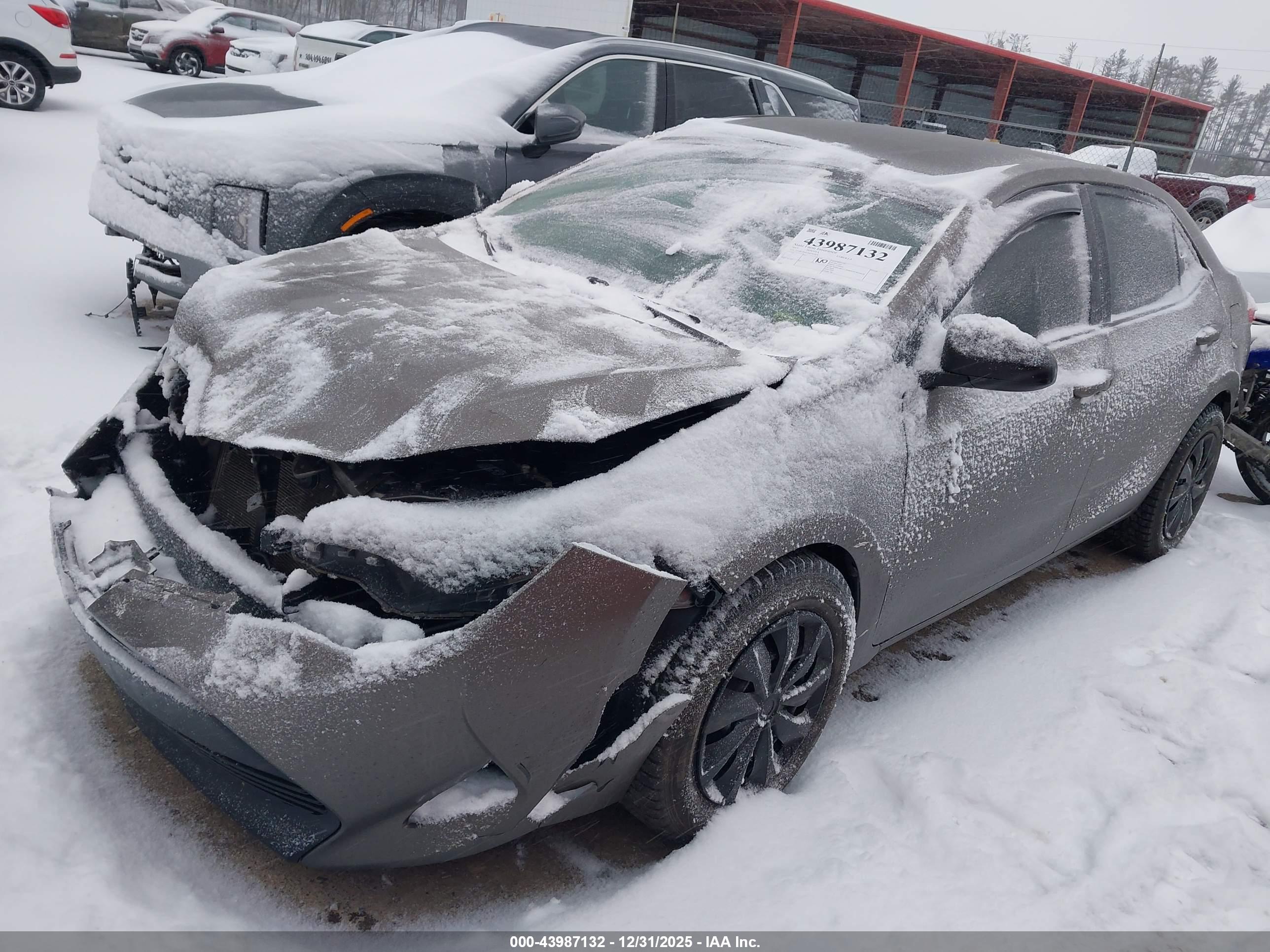 TOYOTA COROLLA image 2