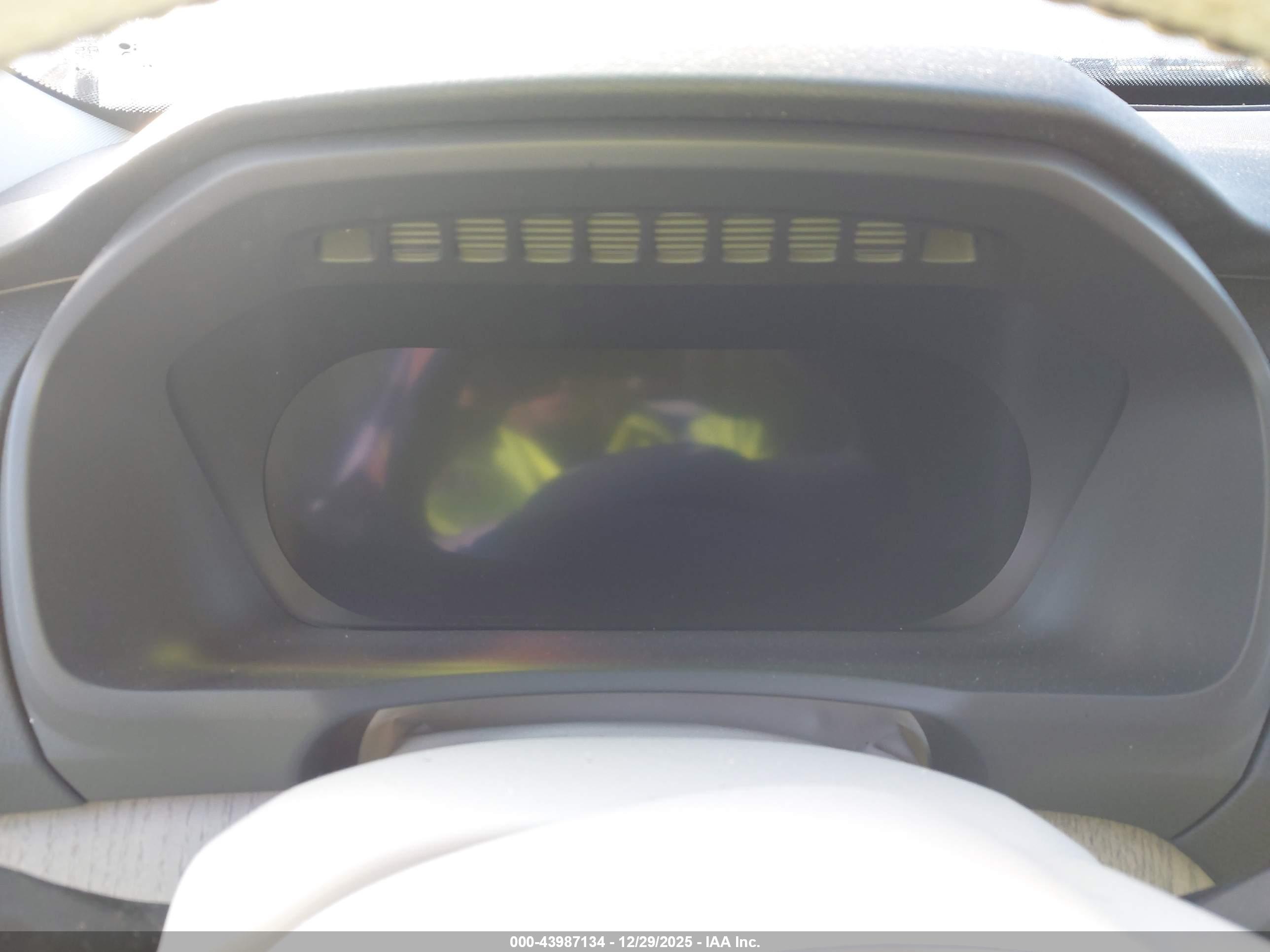 VOLVO XC90 image 7