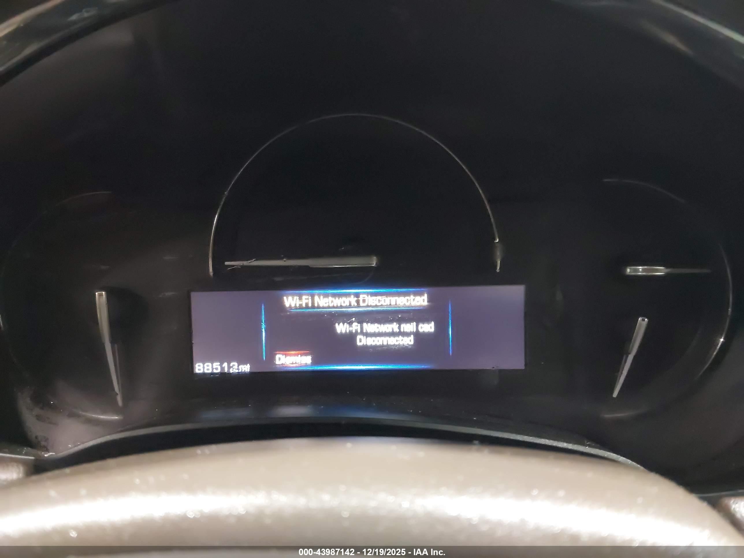 CADILLAC XTS image 7