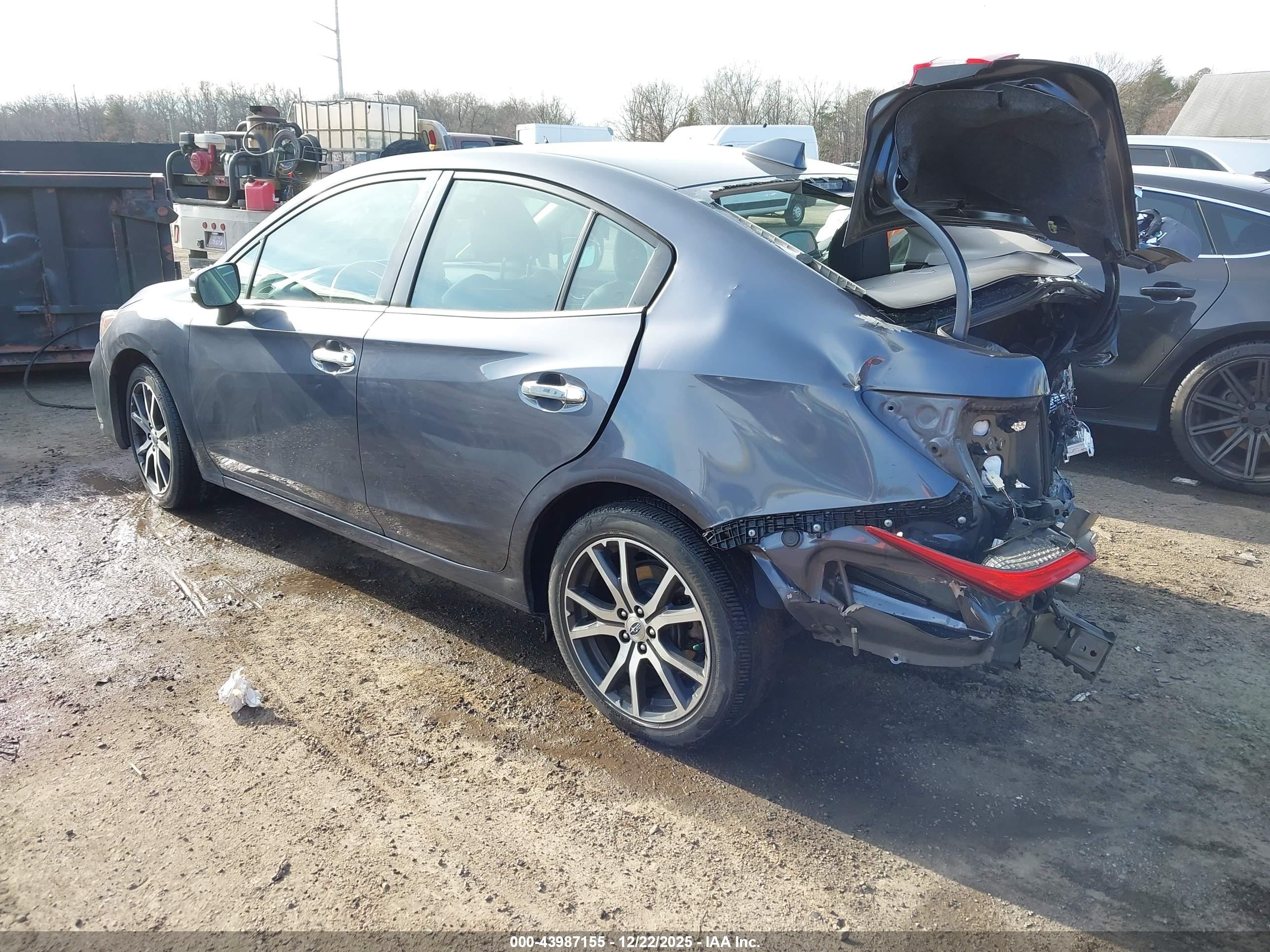 SUBARU IMPREZA image 3