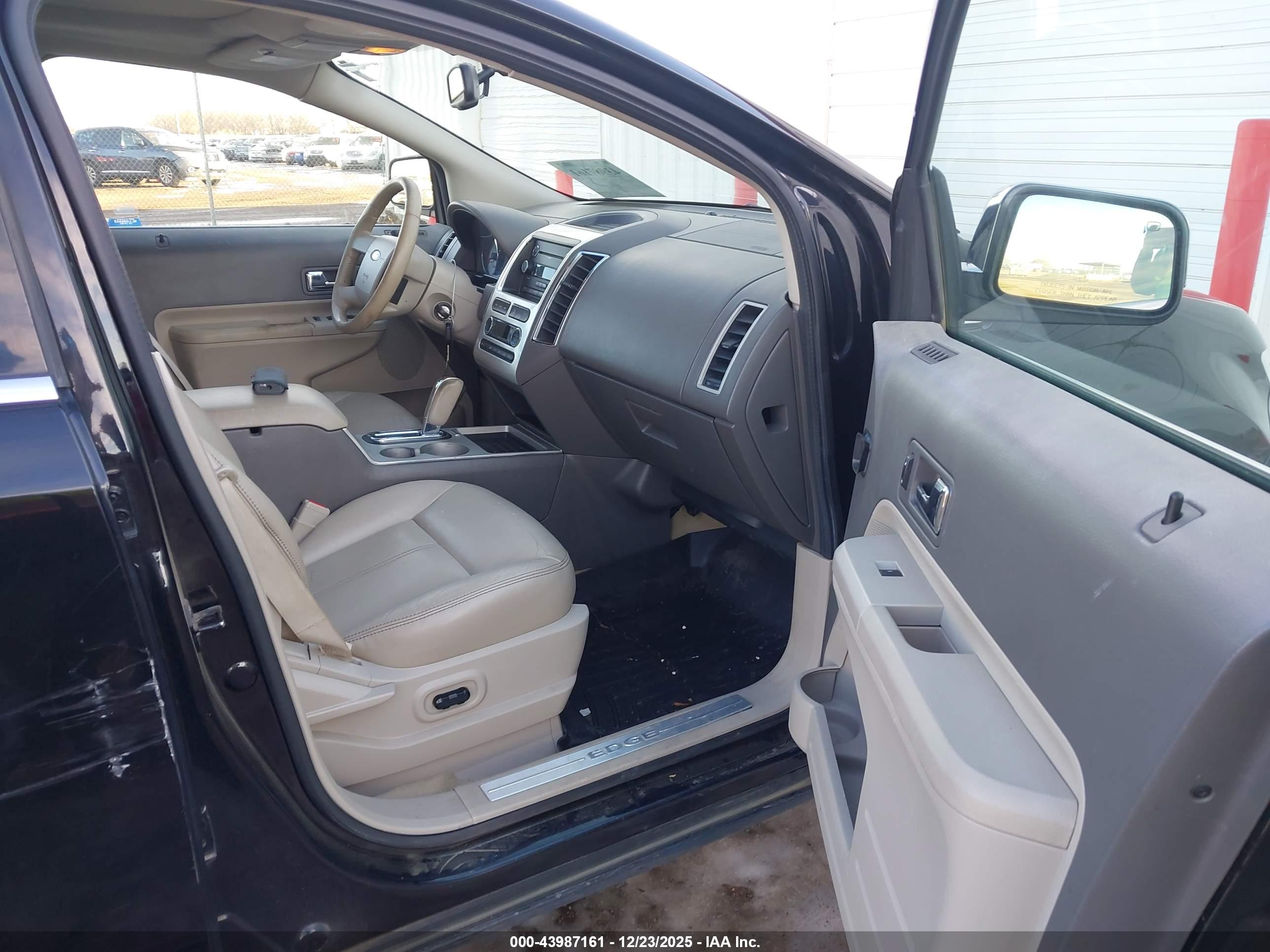 FORD EDGE image 5