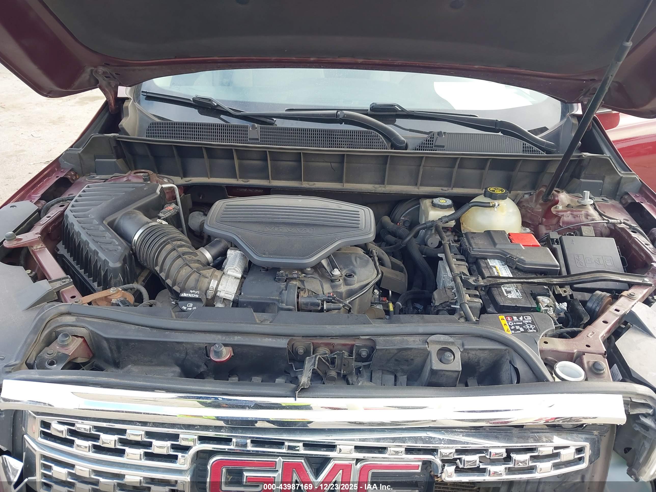 GMC ACADIA image 10