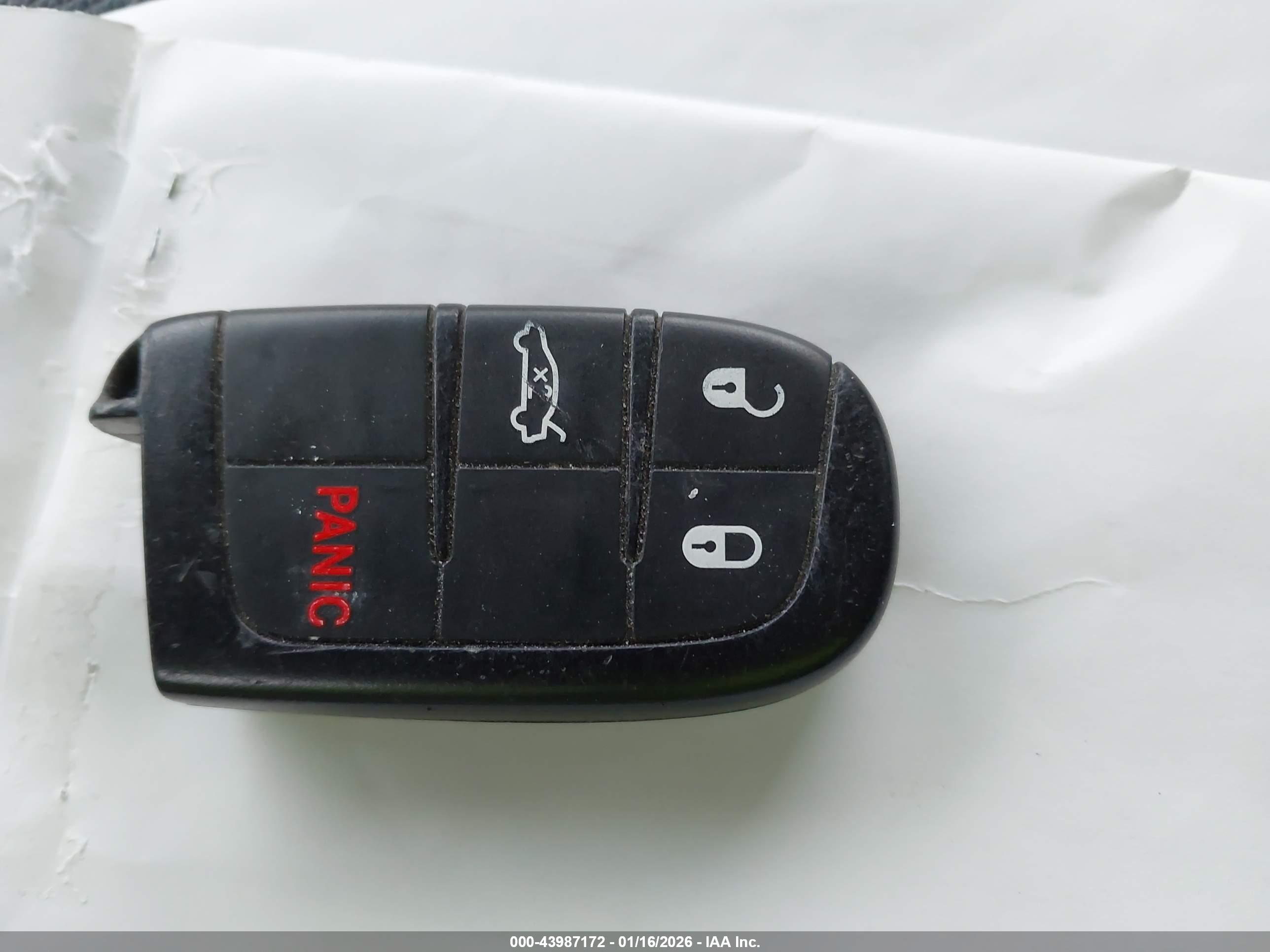 DODGE CHALLENGER image 11