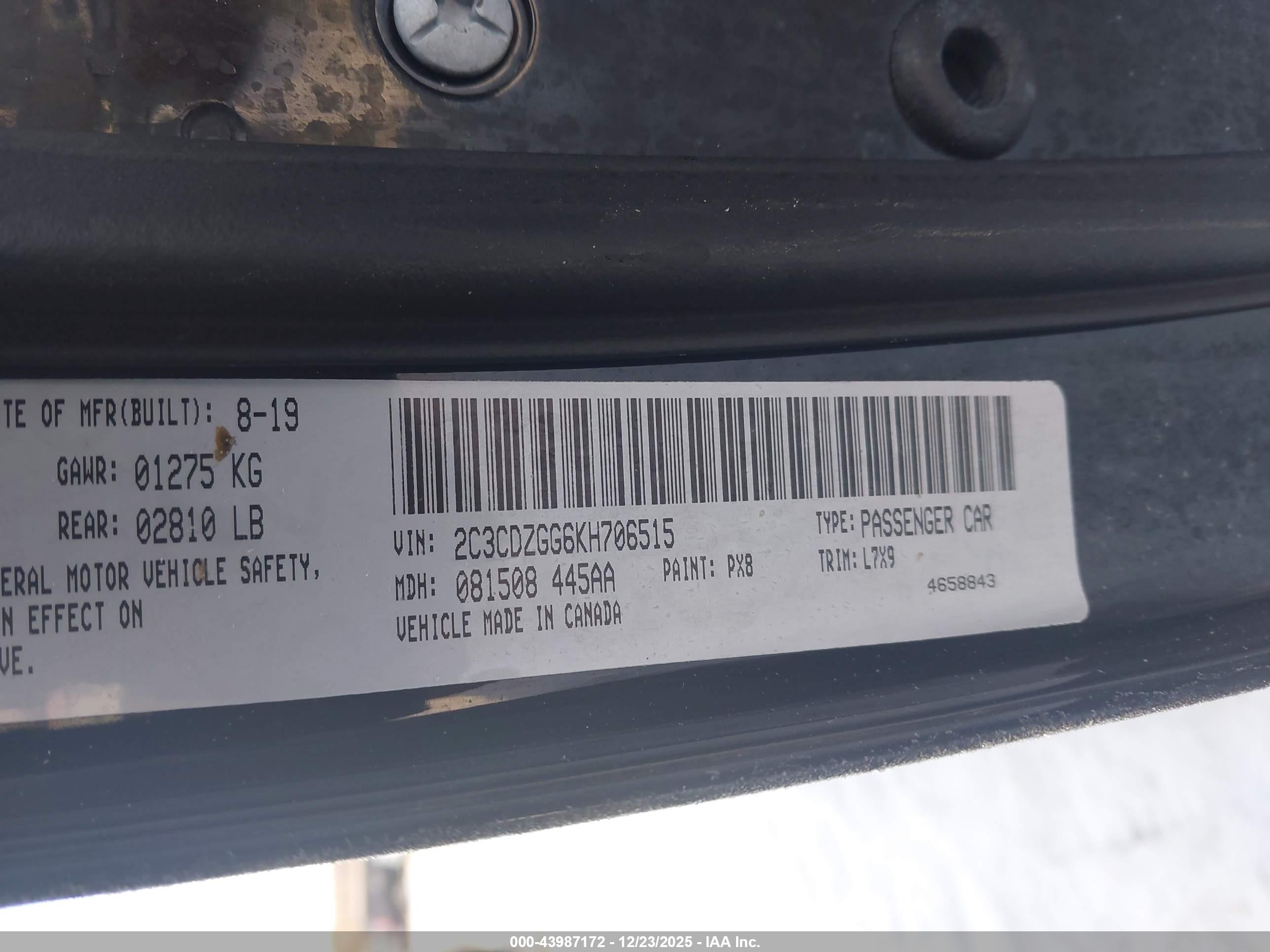 DODGE CHALLENGER image 9