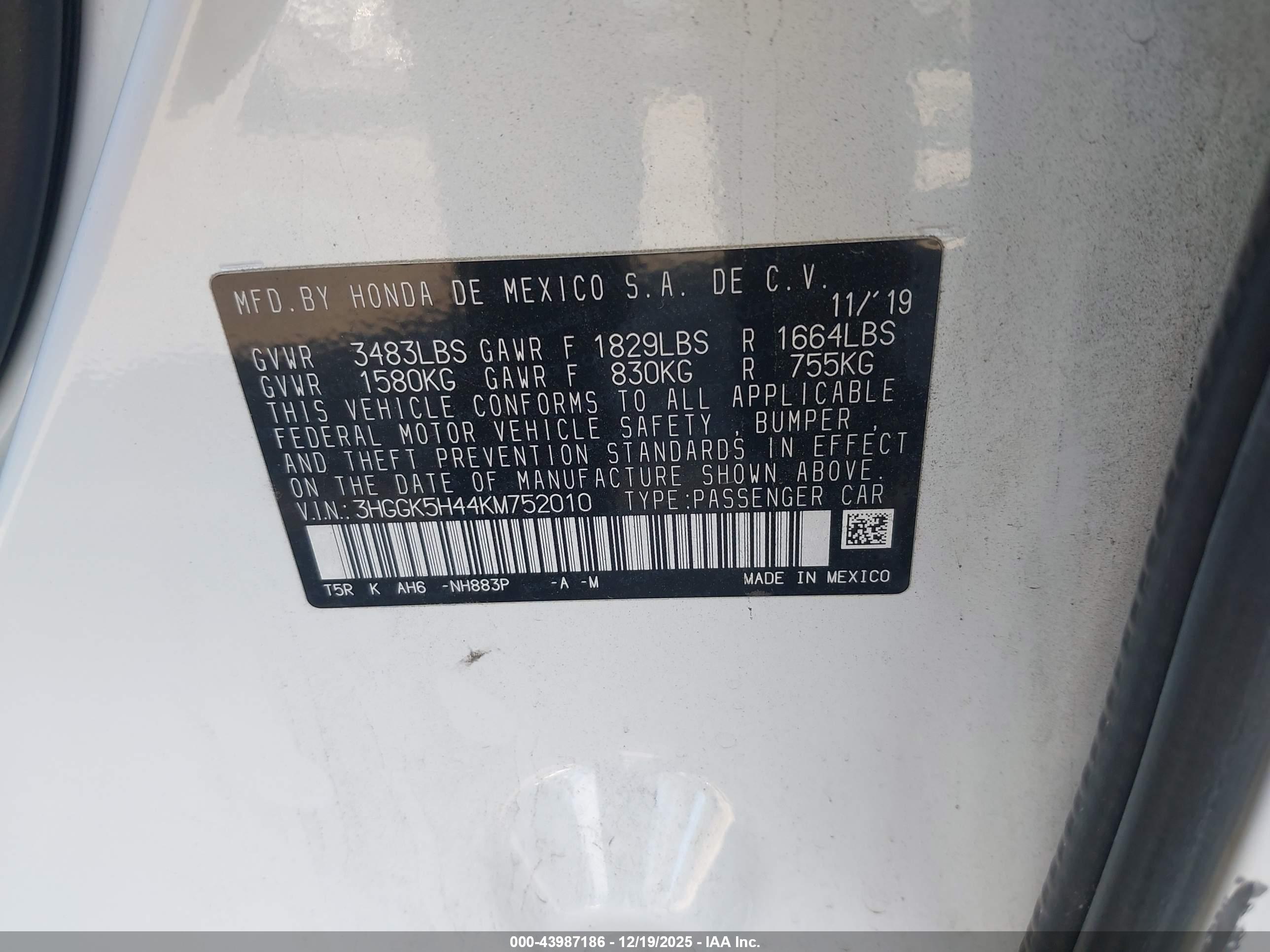 HONDA FIT image 9