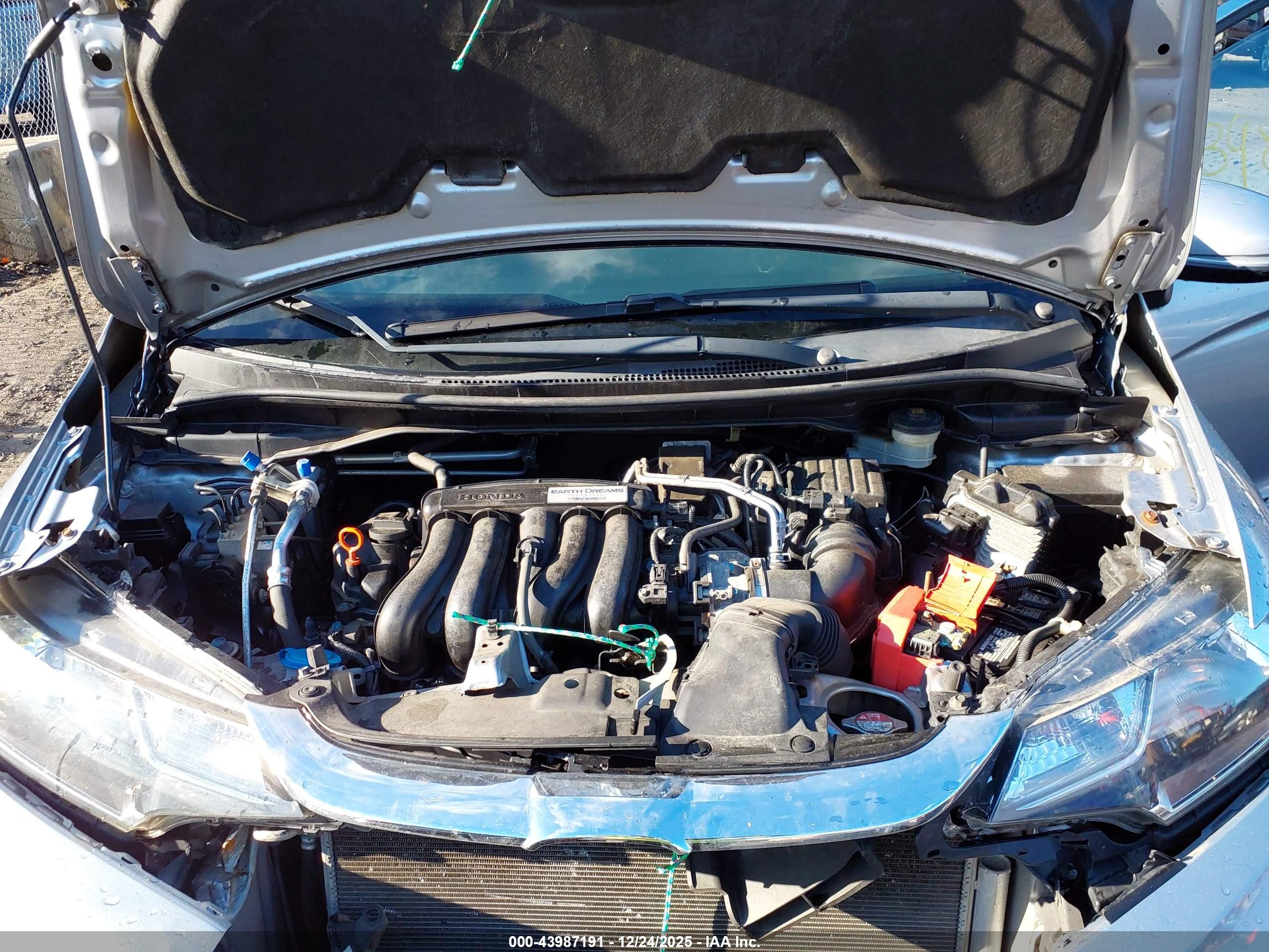 HONDA FIT image 10