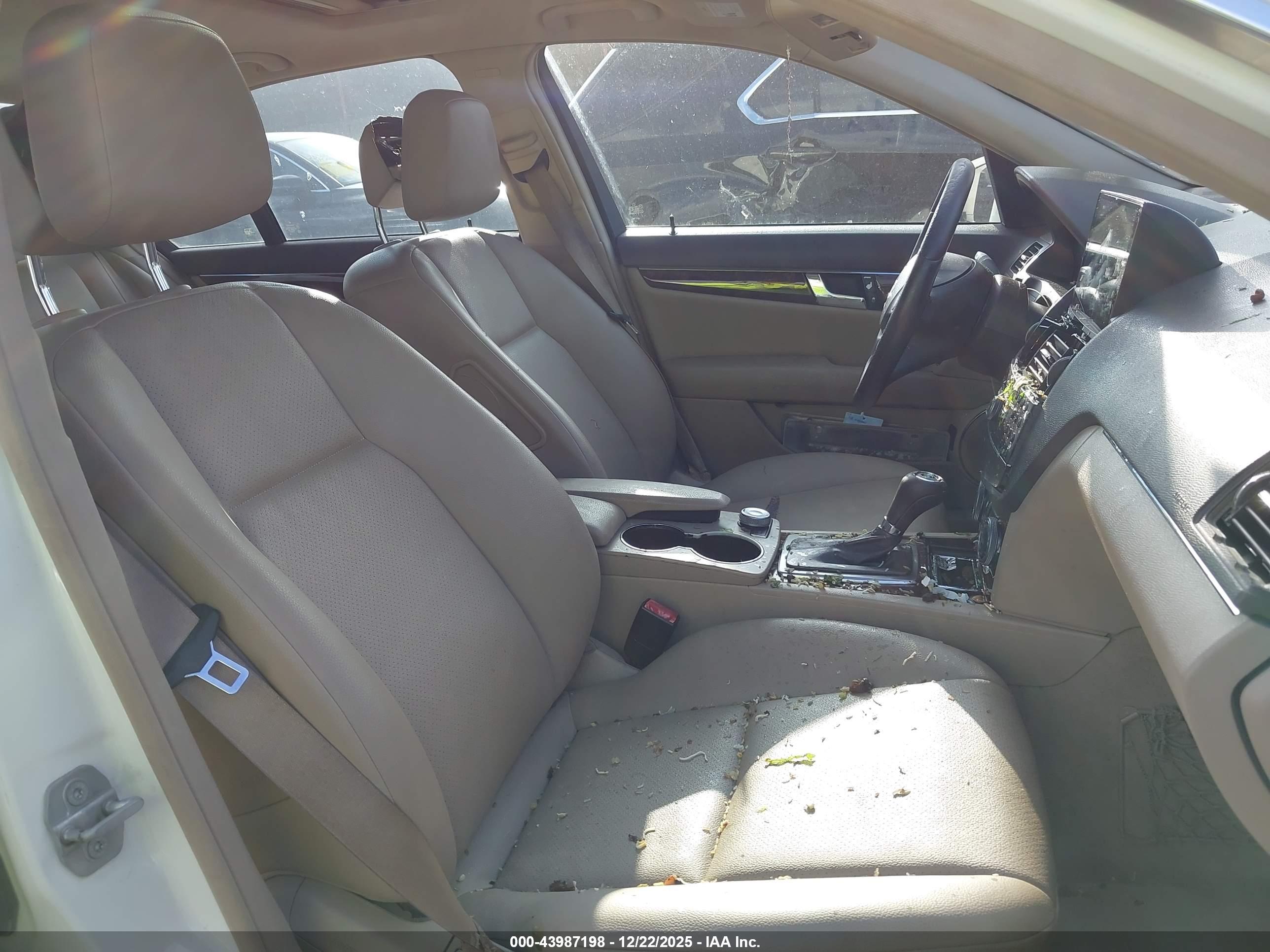 MERCEDES-BENZ C image 5