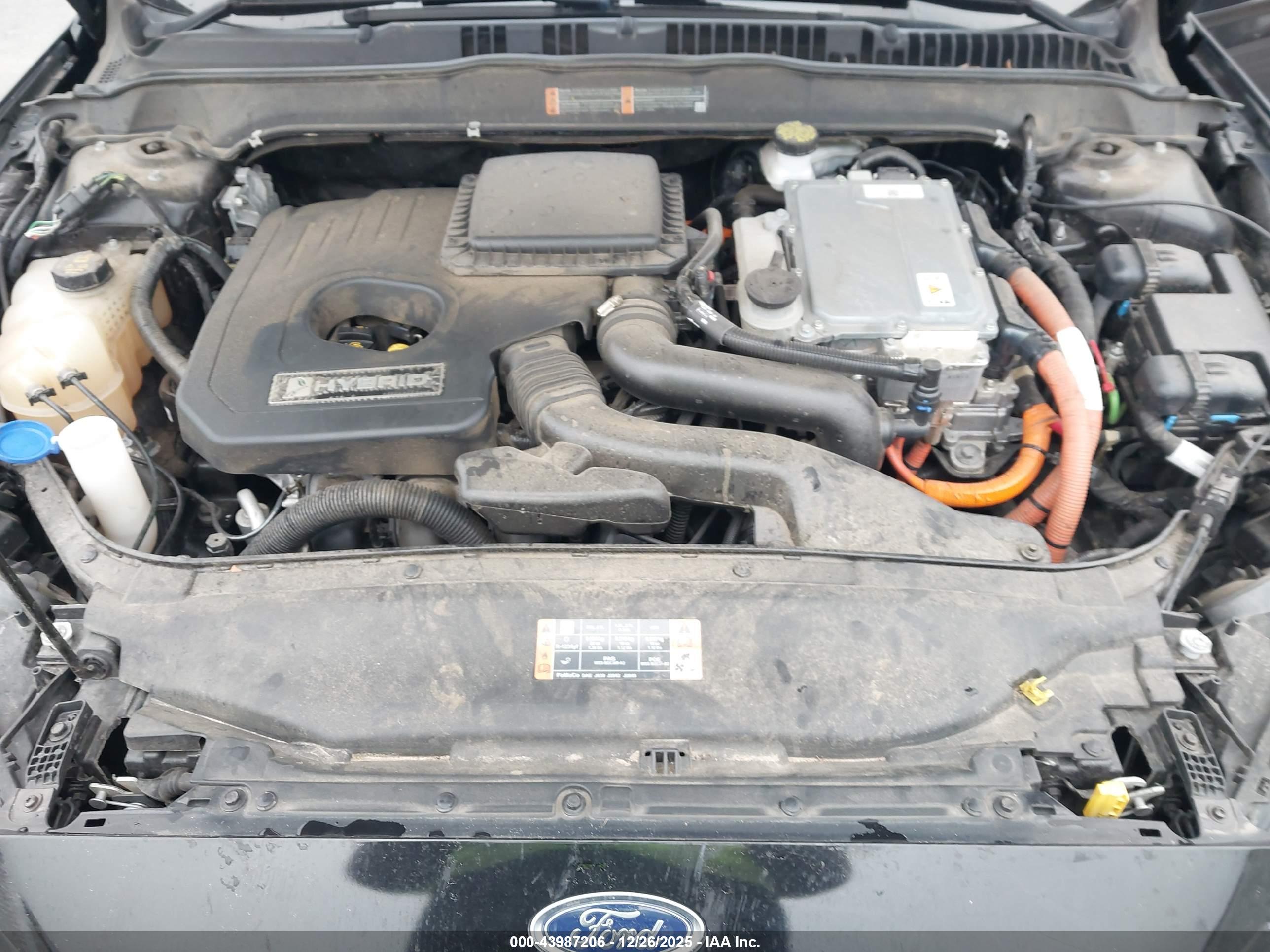 FORD FUSION image 10