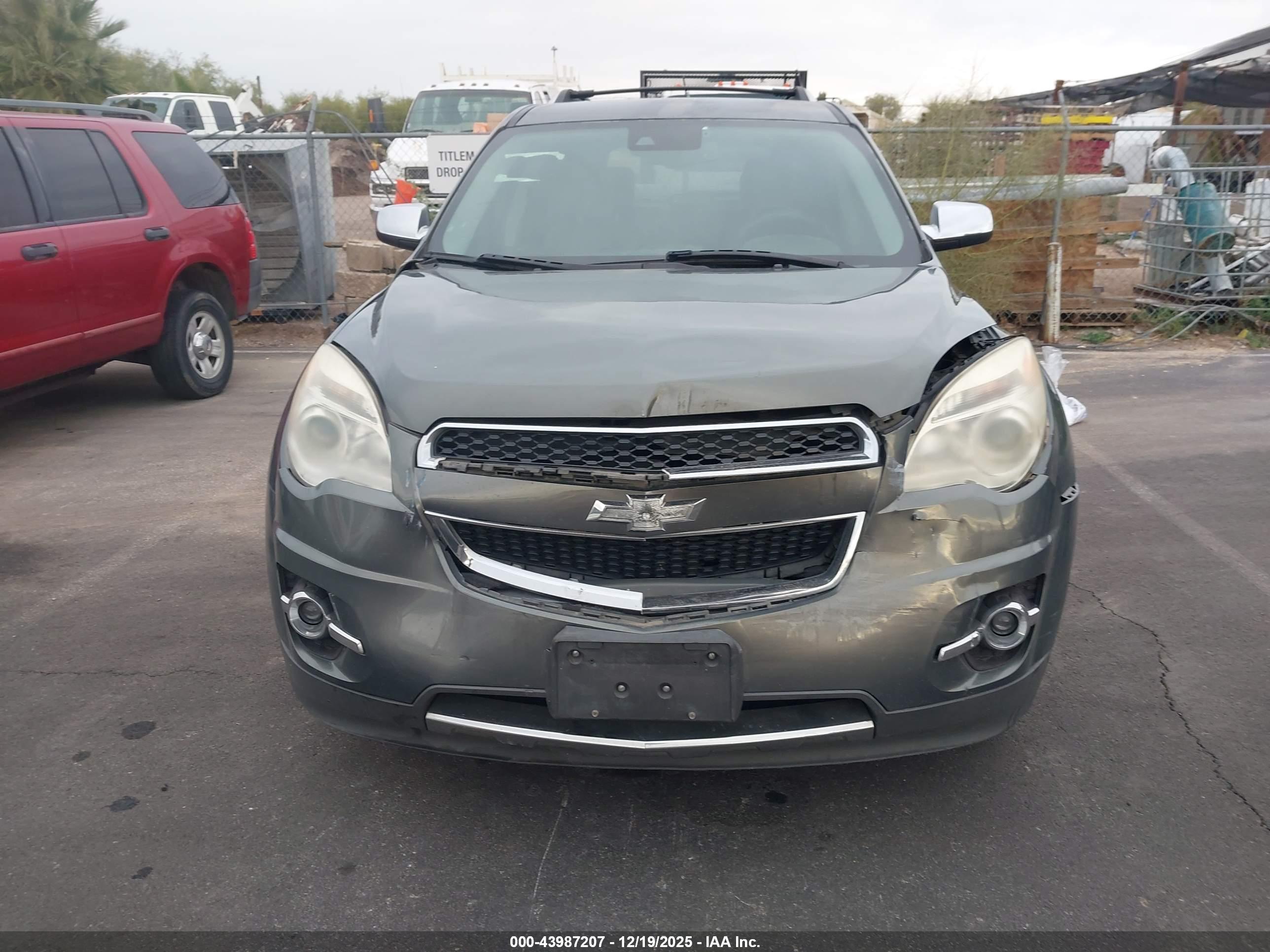 CHEVROLET EQUINOX image 6