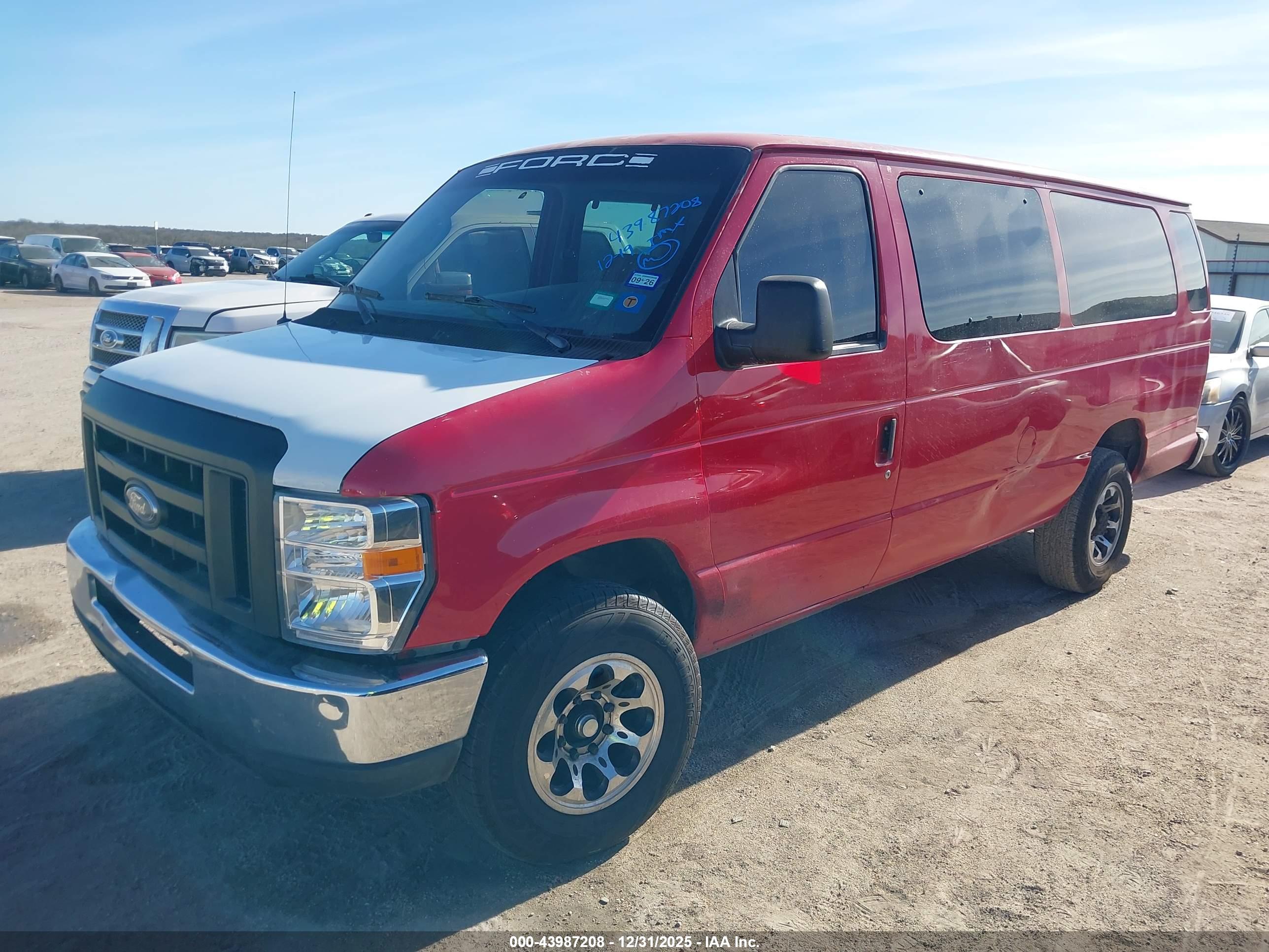 FORD E-350 image 2