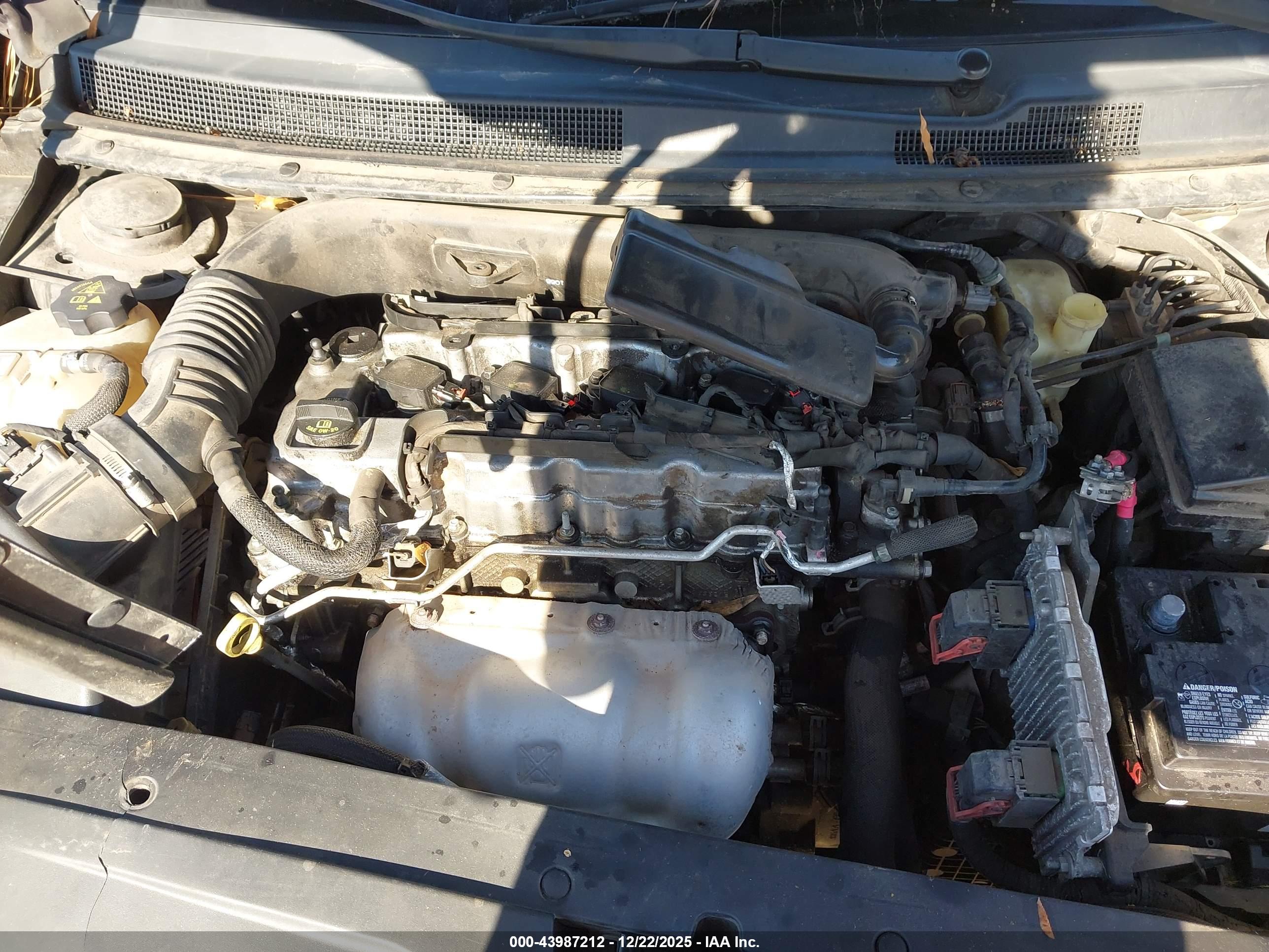 CHRYSLER 200 image 10