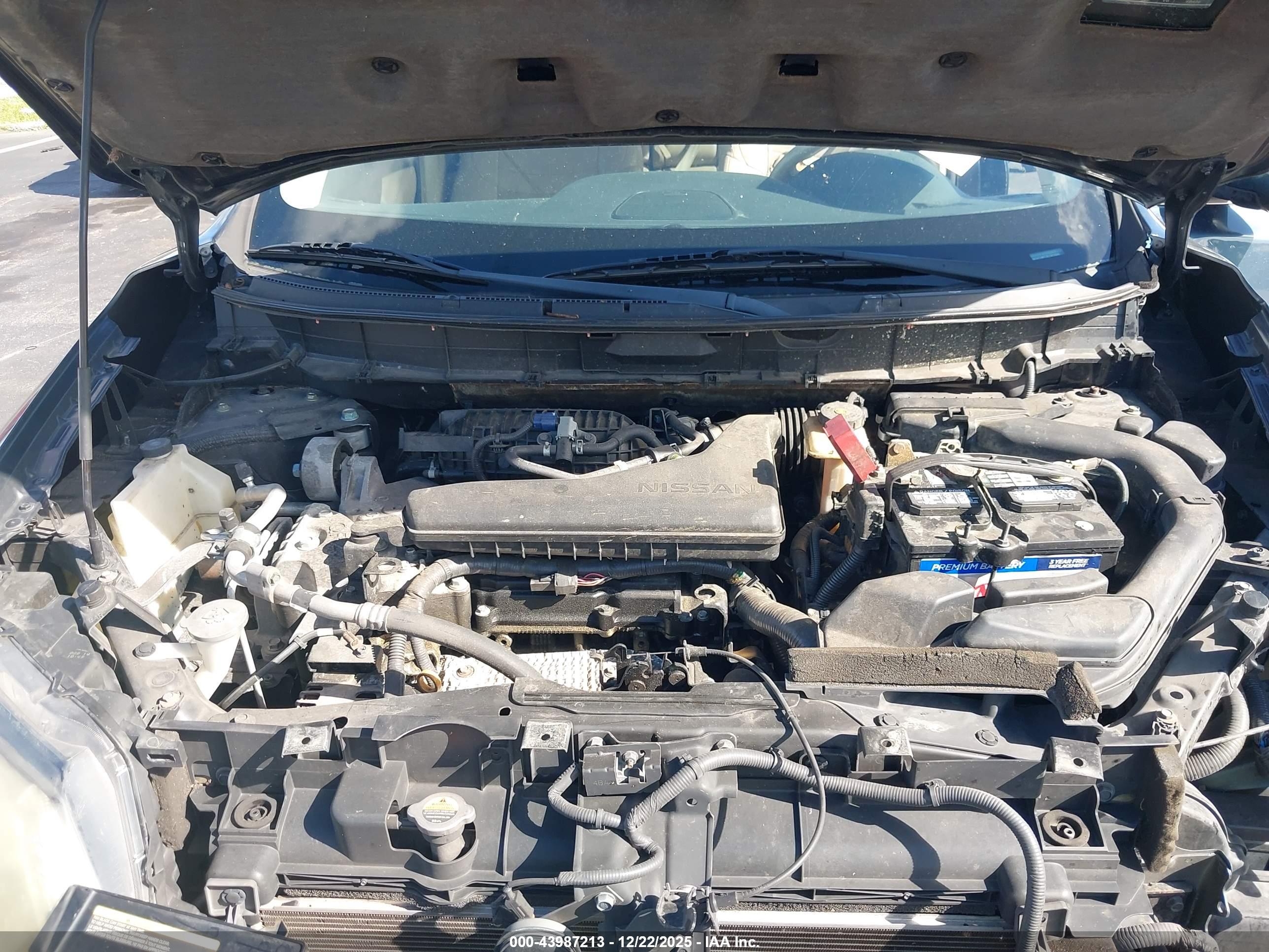 NISSAN ROGUE image 10