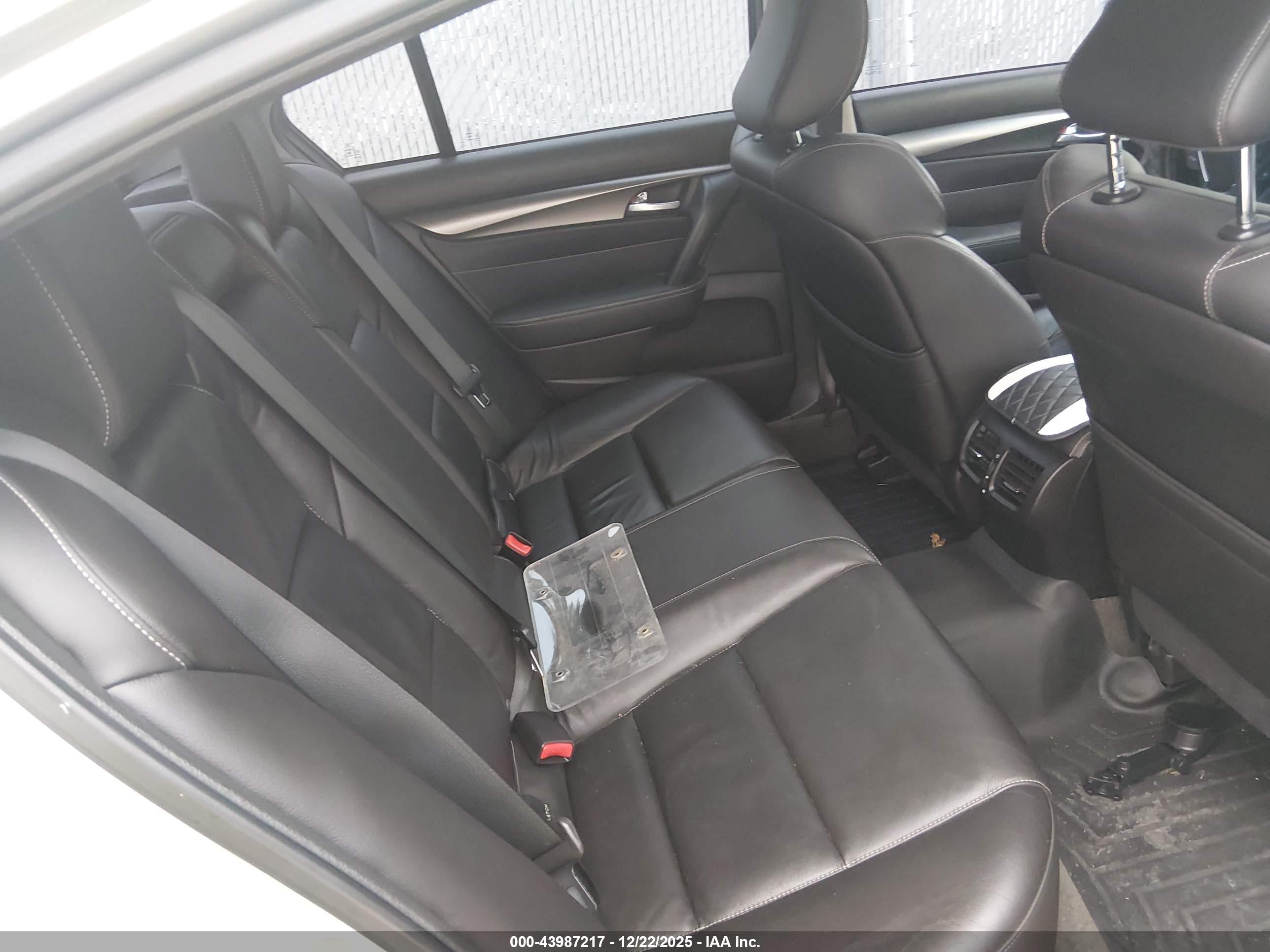 ACURA TL image 8