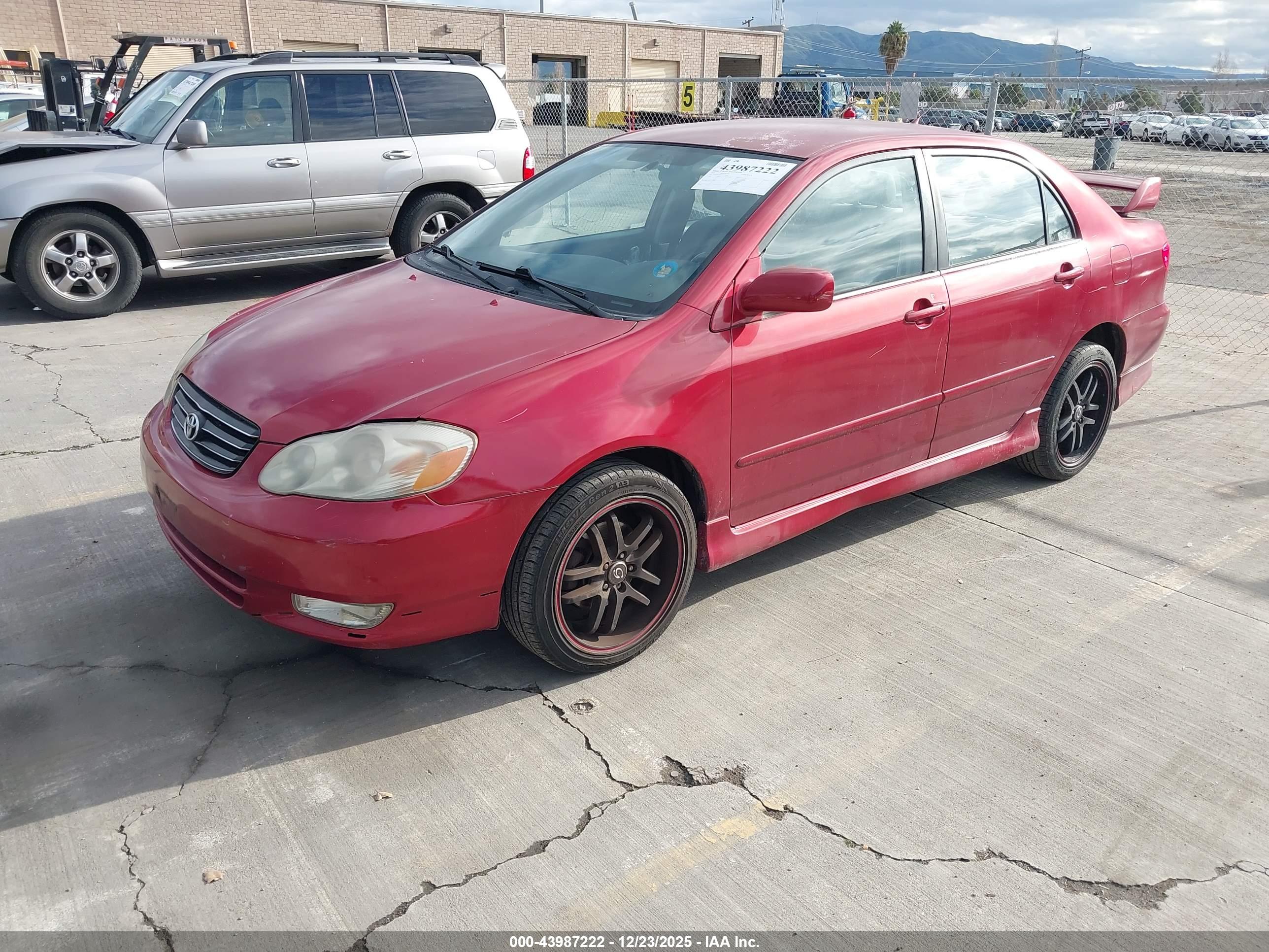 TOYOTA COROLLA image 2