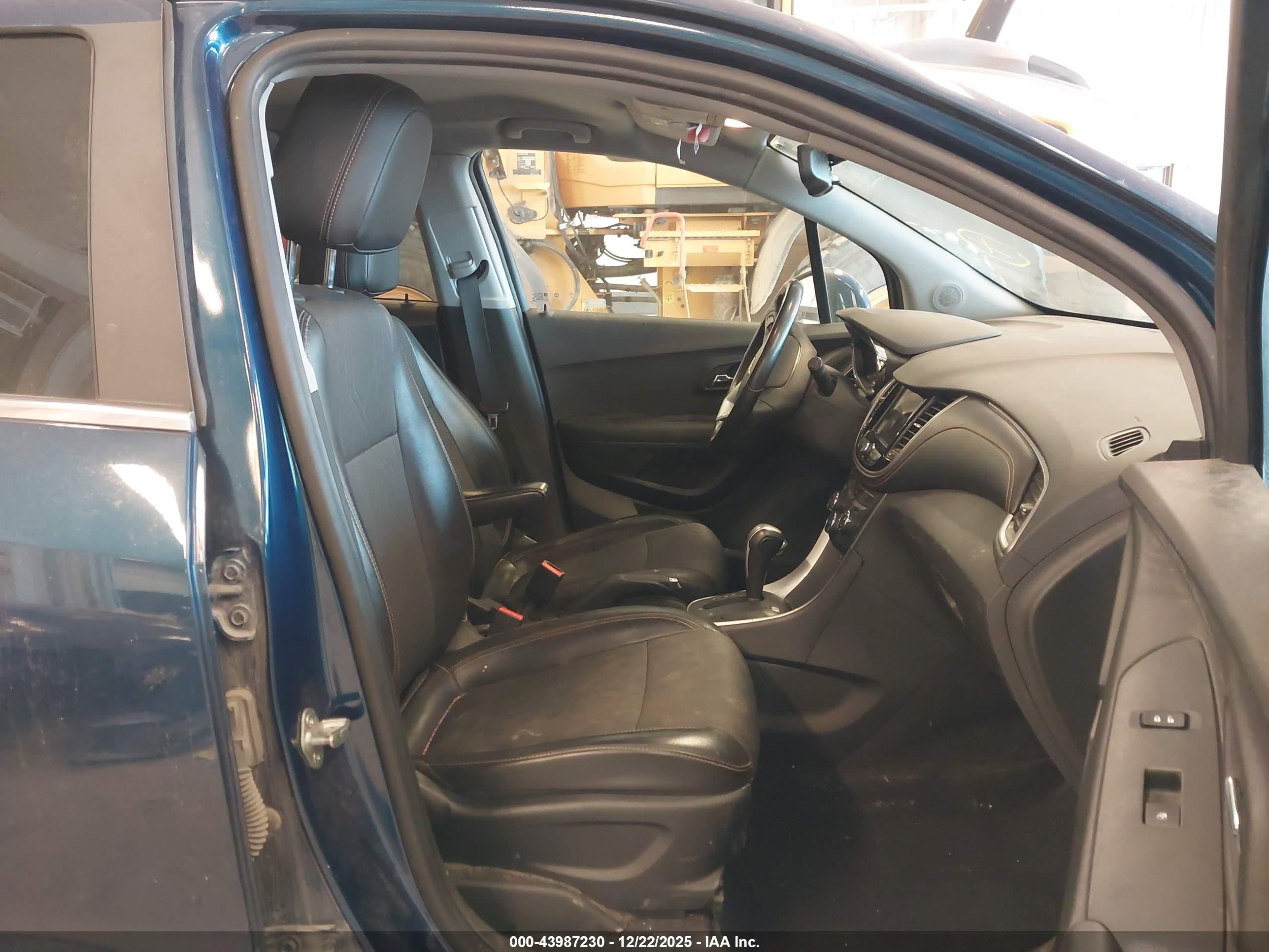 CHEVROLET TRAX image 5
