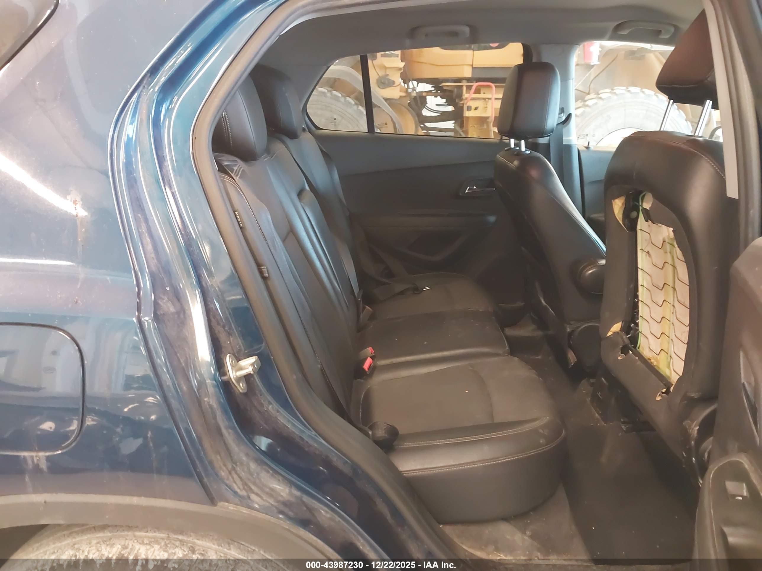 CHEVROLET TRAX image 8