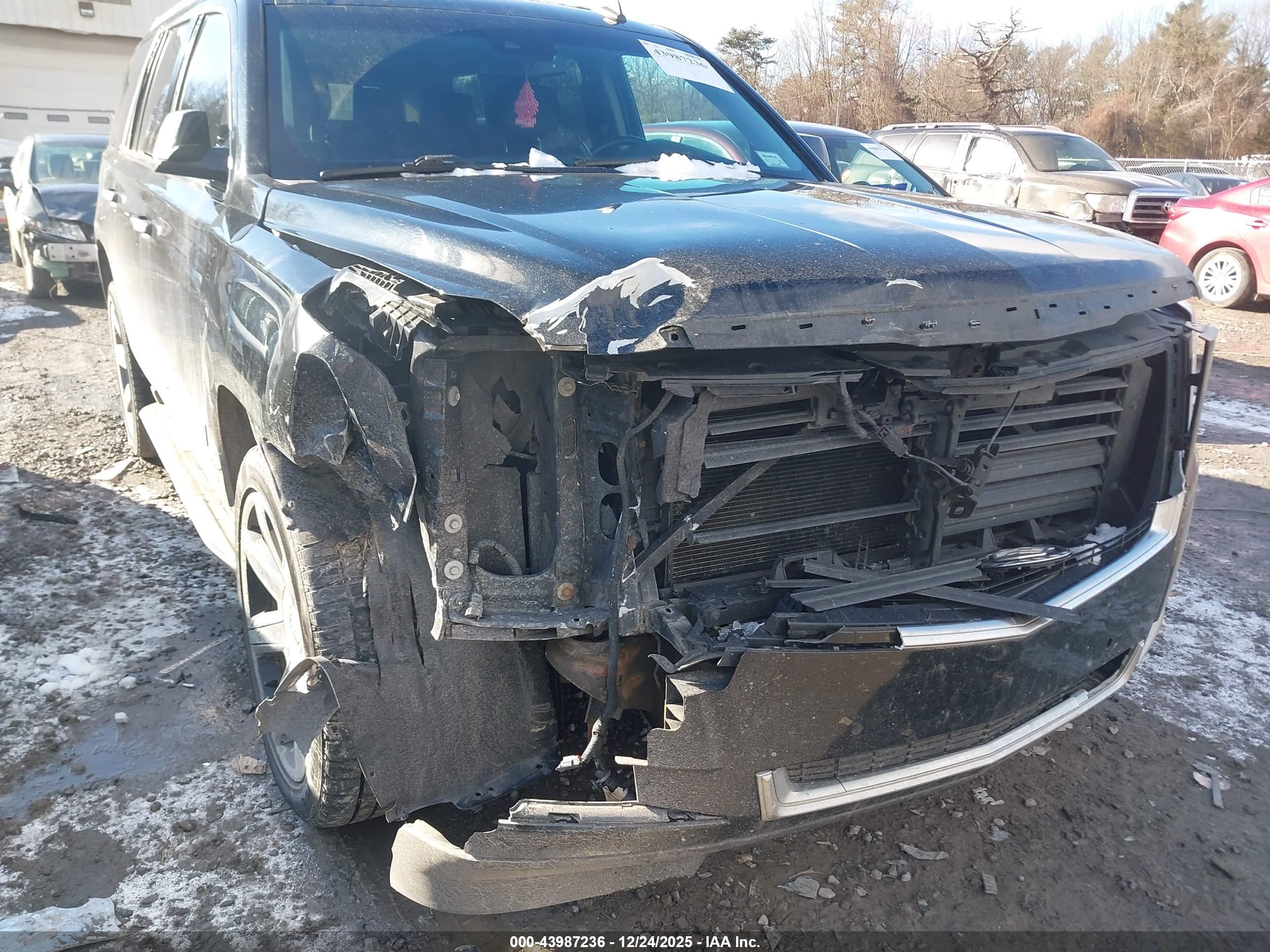 CADILLAC ESCALADE image 6