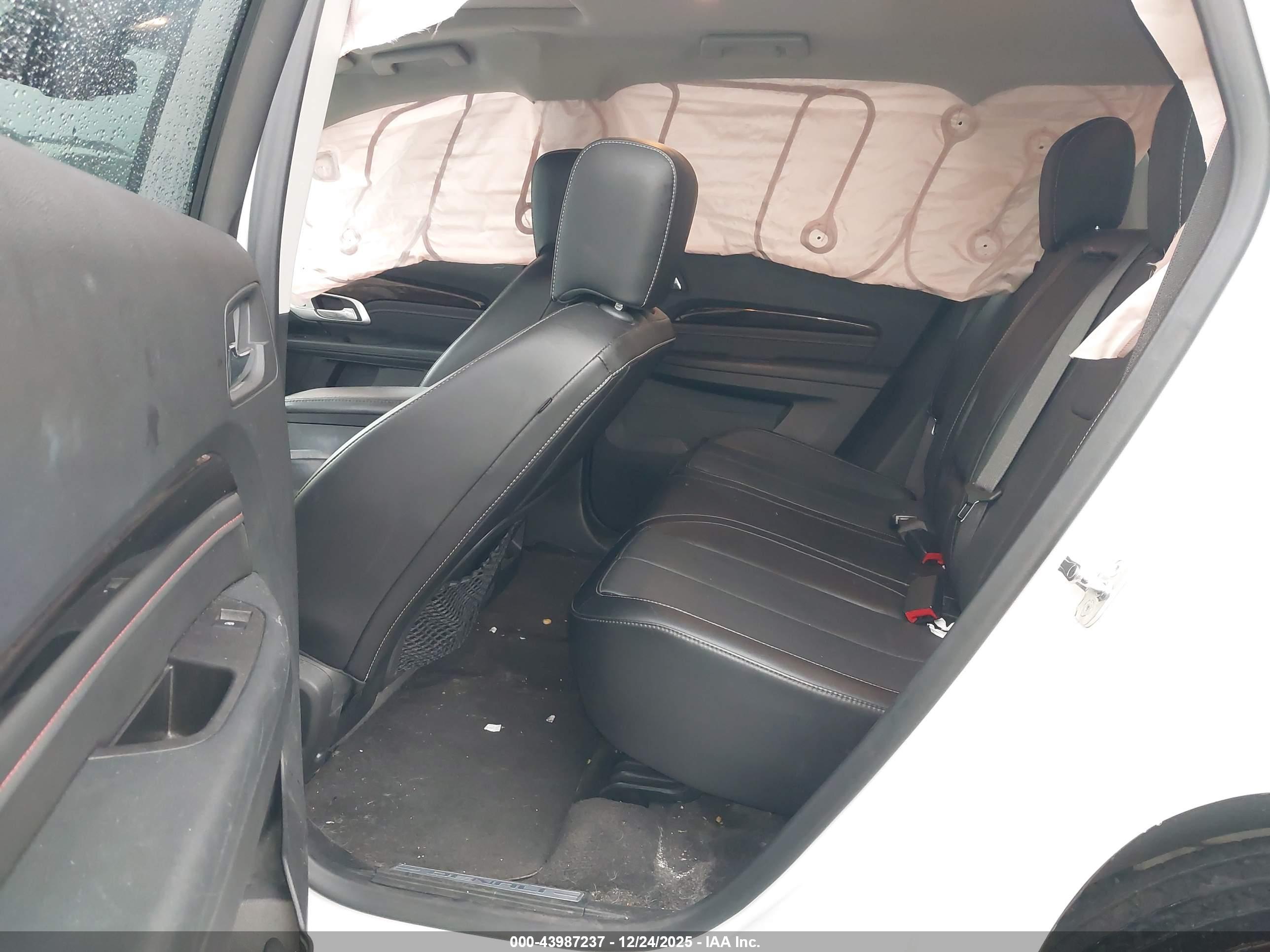 GMC TERRAIN image 8
