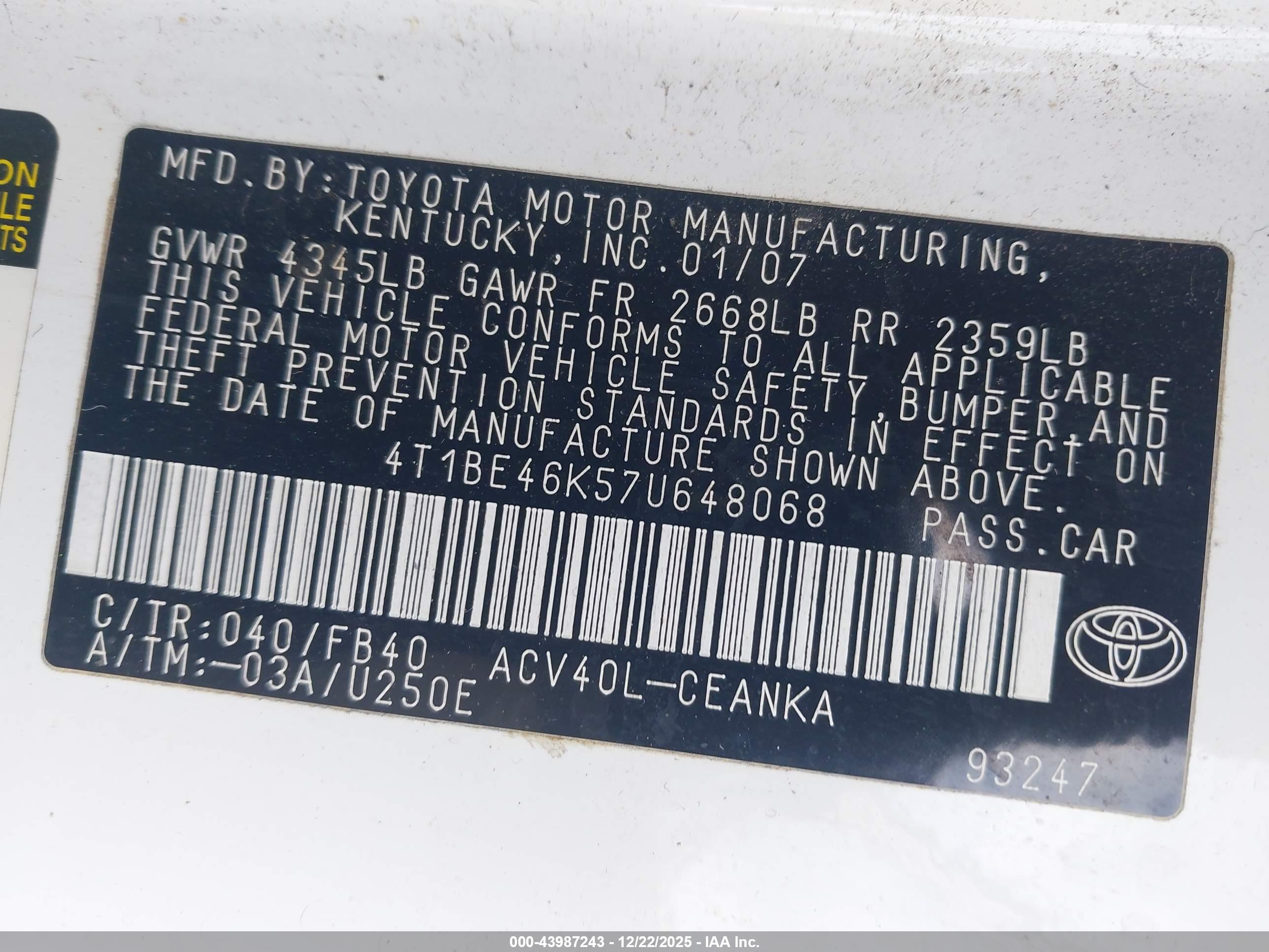 TOYOTA CAMRY image 9