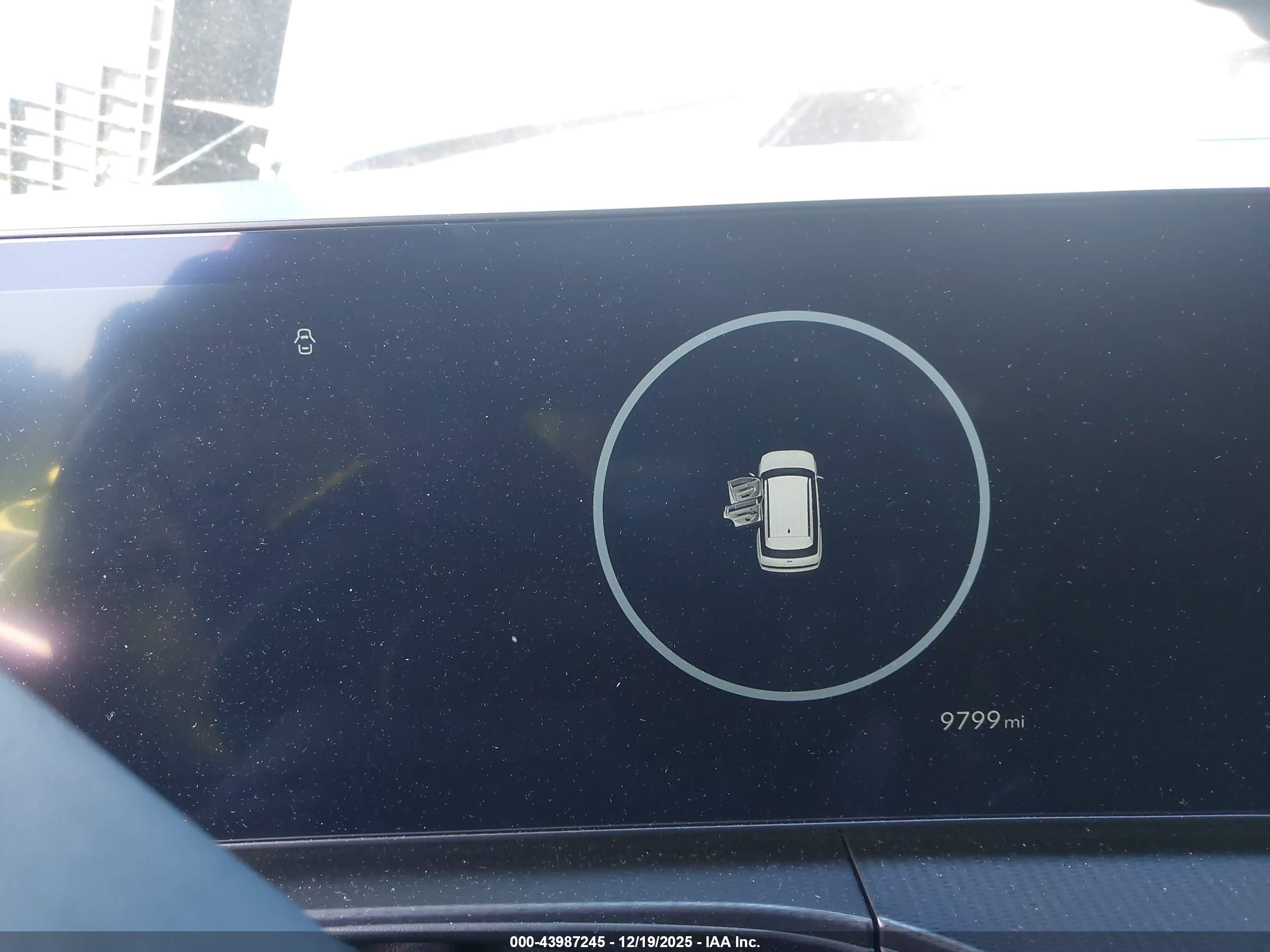 HYUNDAI SANTA image 7