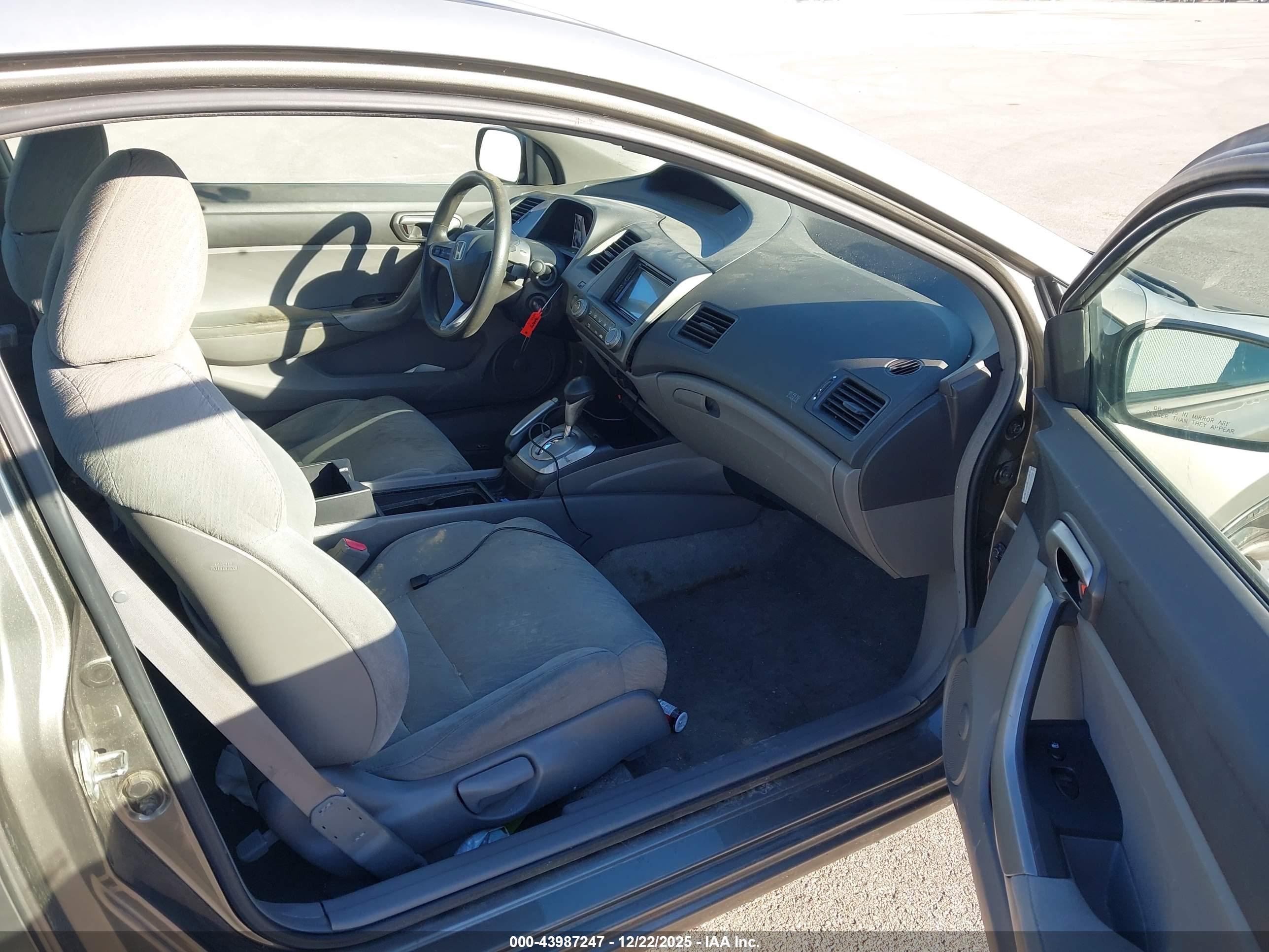 HONDA CIVIC image 5