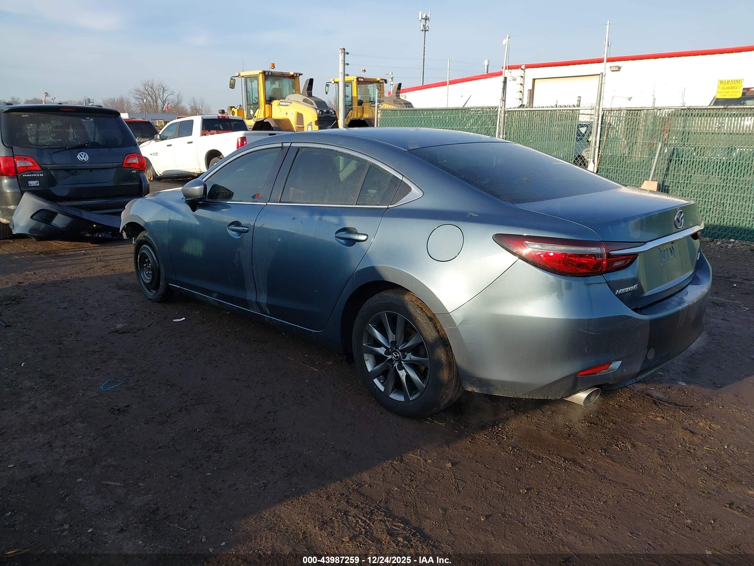 MAZDA MAZDA6 image 3