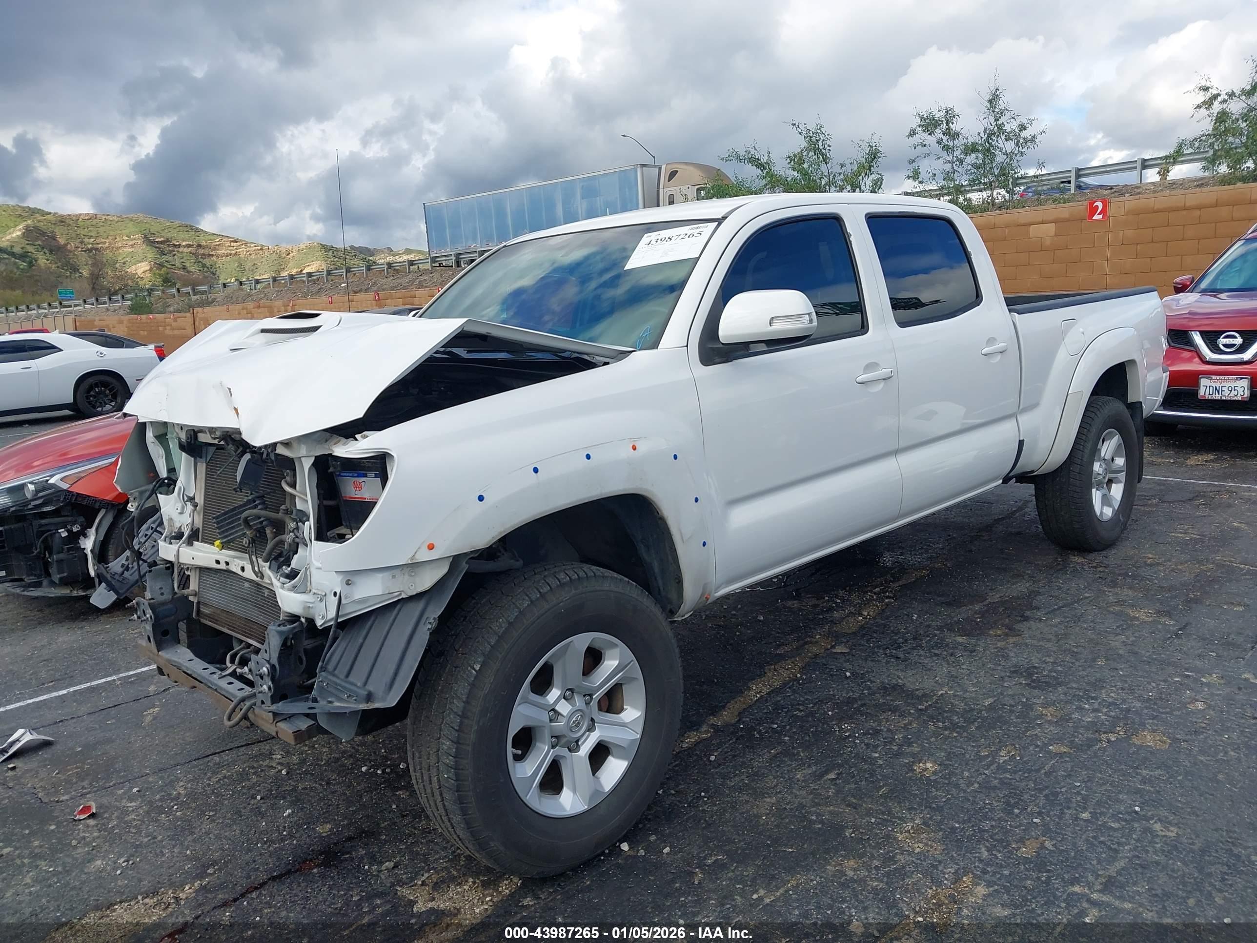 TOYOTA TACOMA image 2