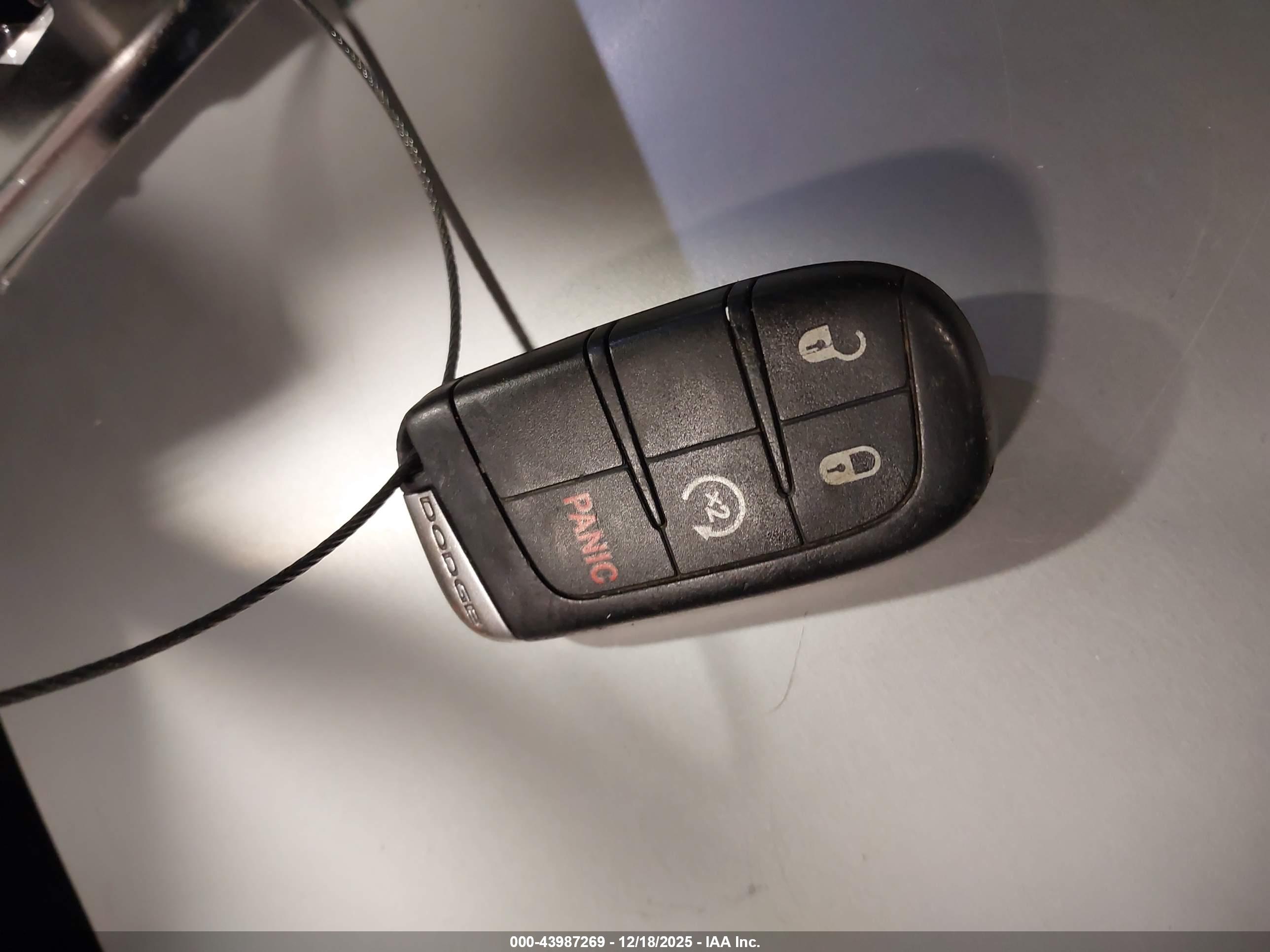 DODGE JOURNEY image 11