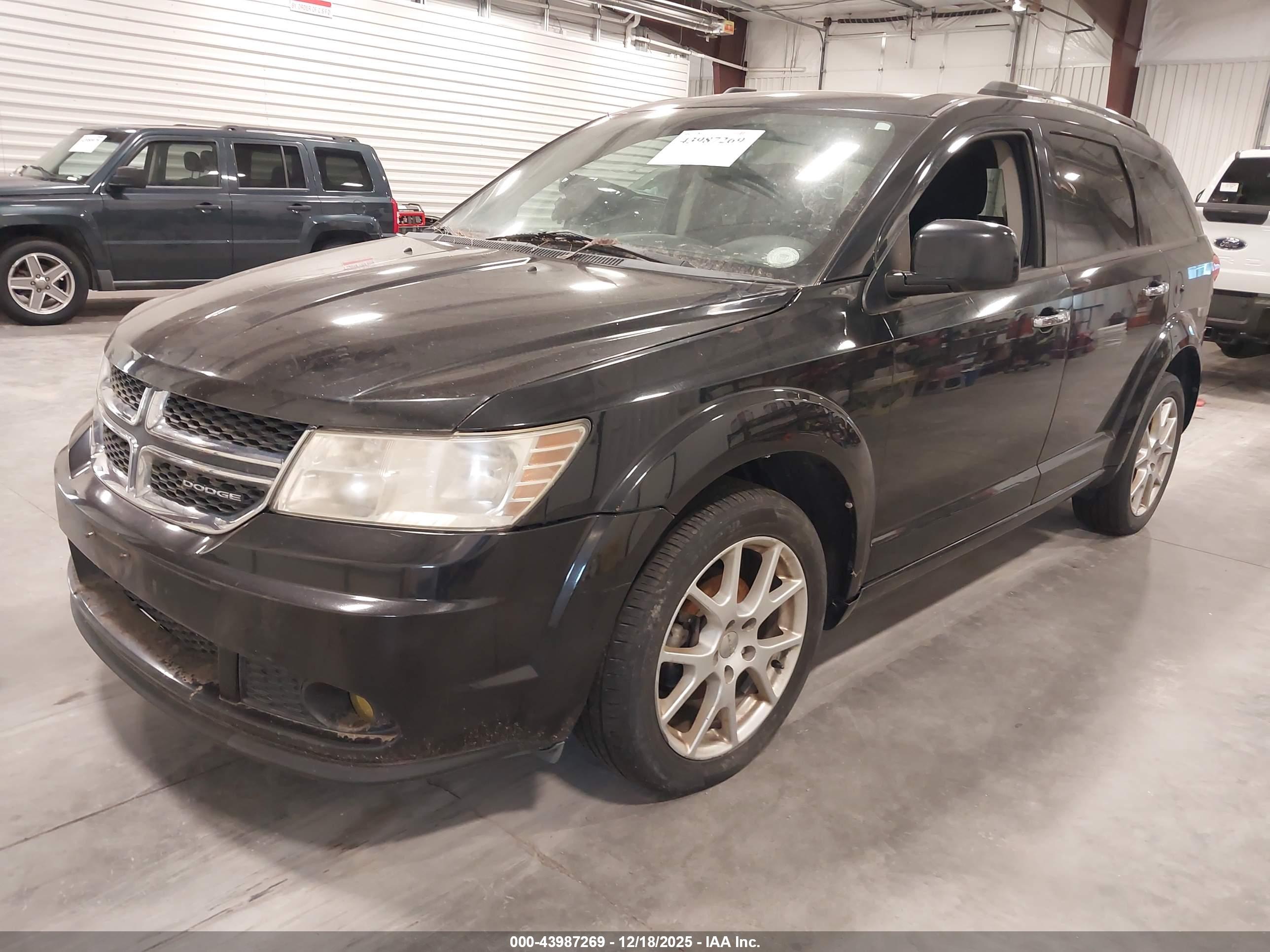 DODGE JOURNEY image 2