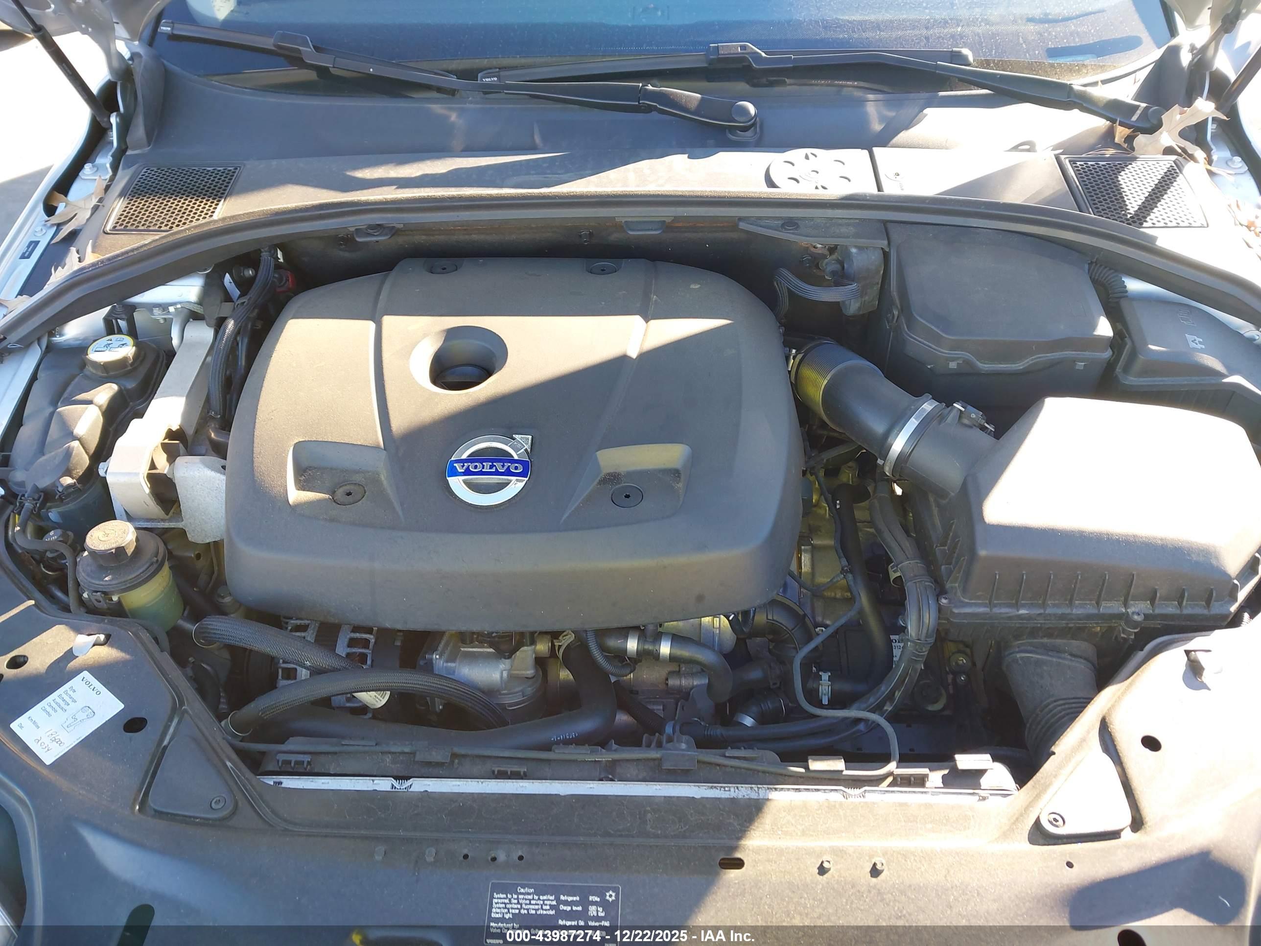 VOLVO S80 image 10
