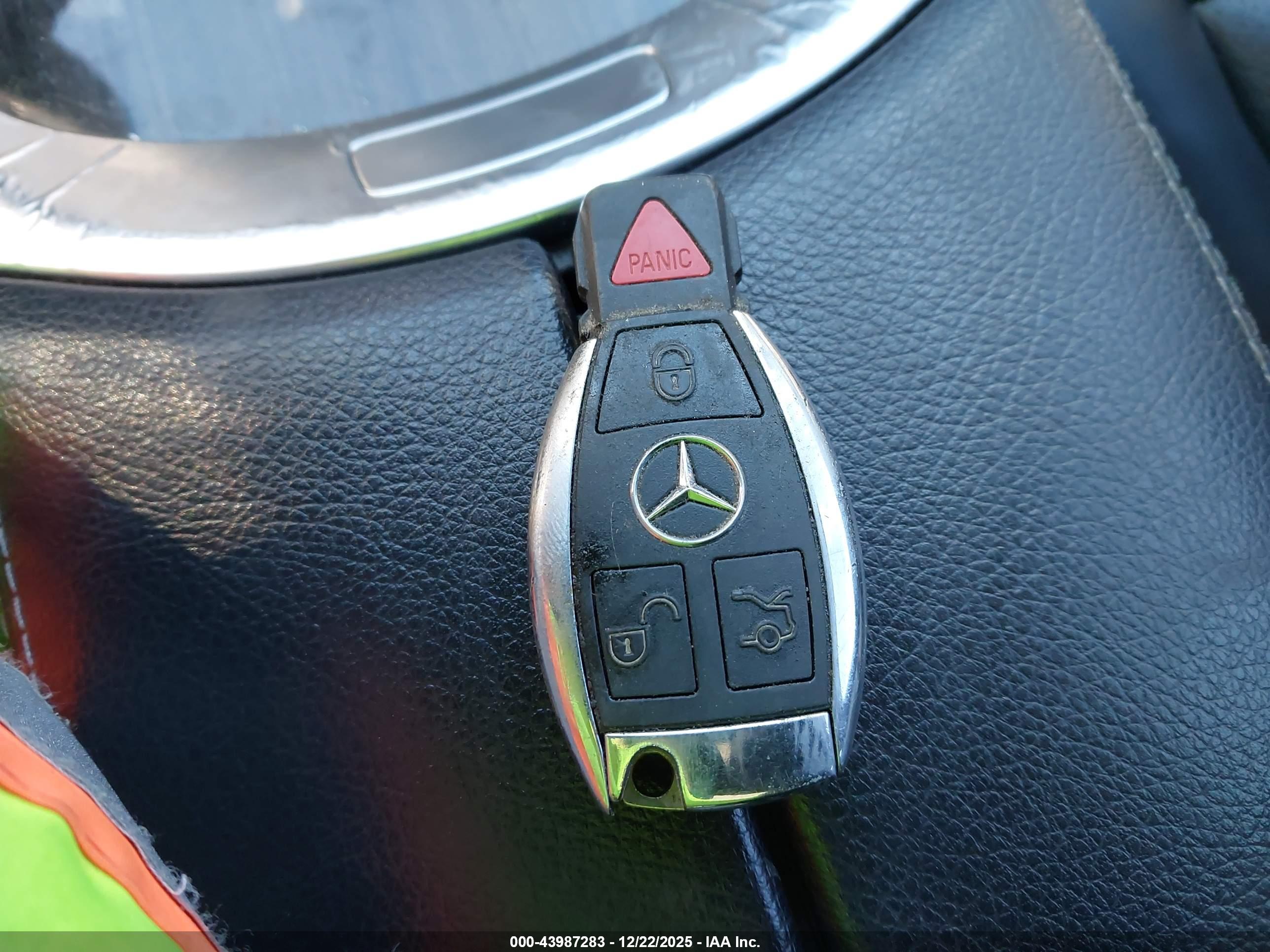 MERCEDES-BENZ C image 11