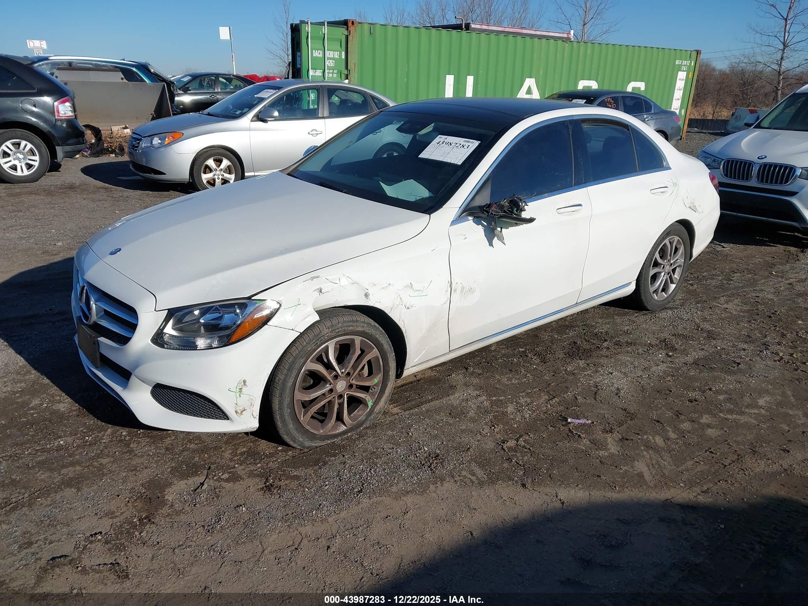 MERCEDES-BENZ C image 2