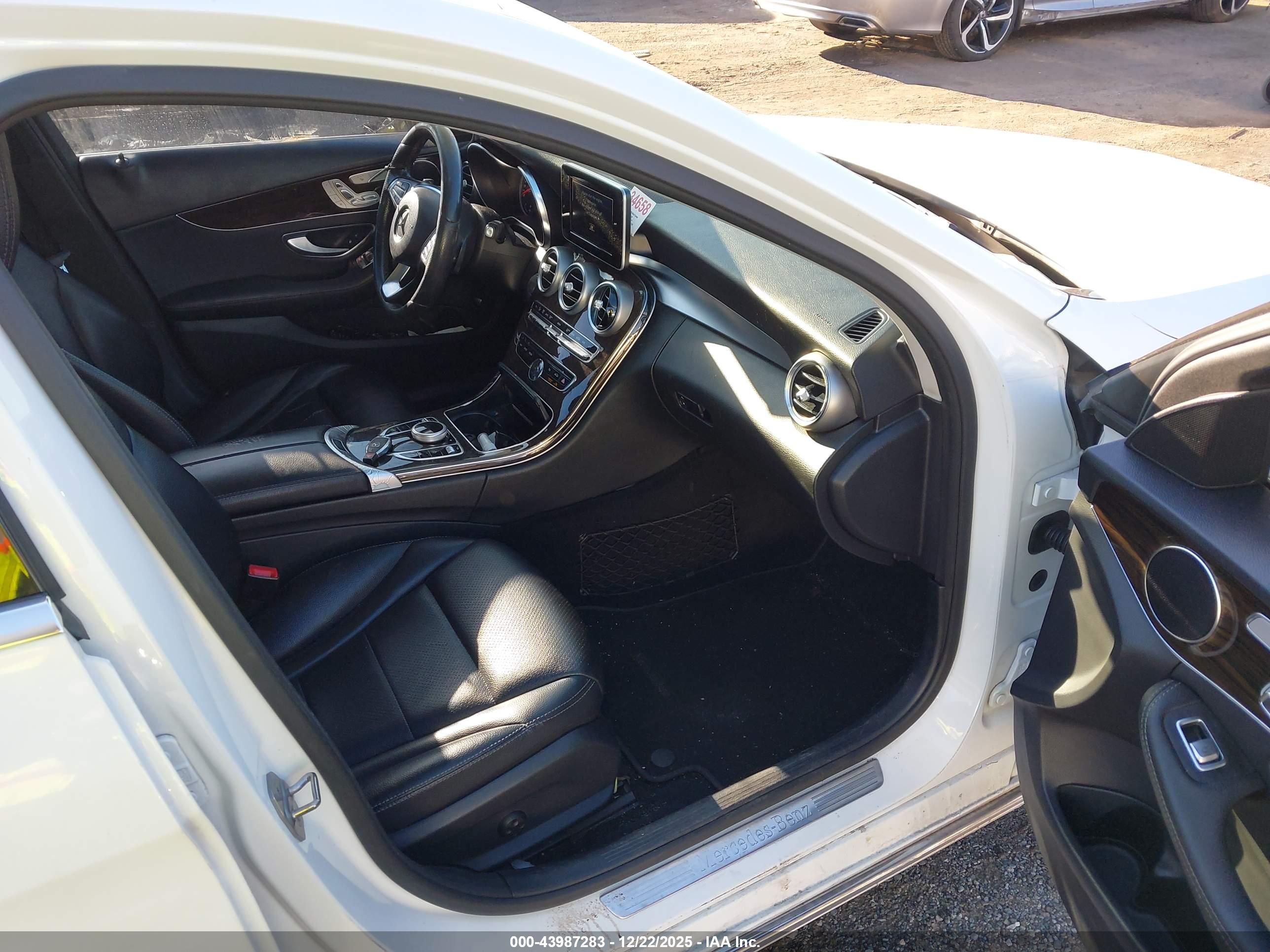 MERCEDES-BENZ C image 5