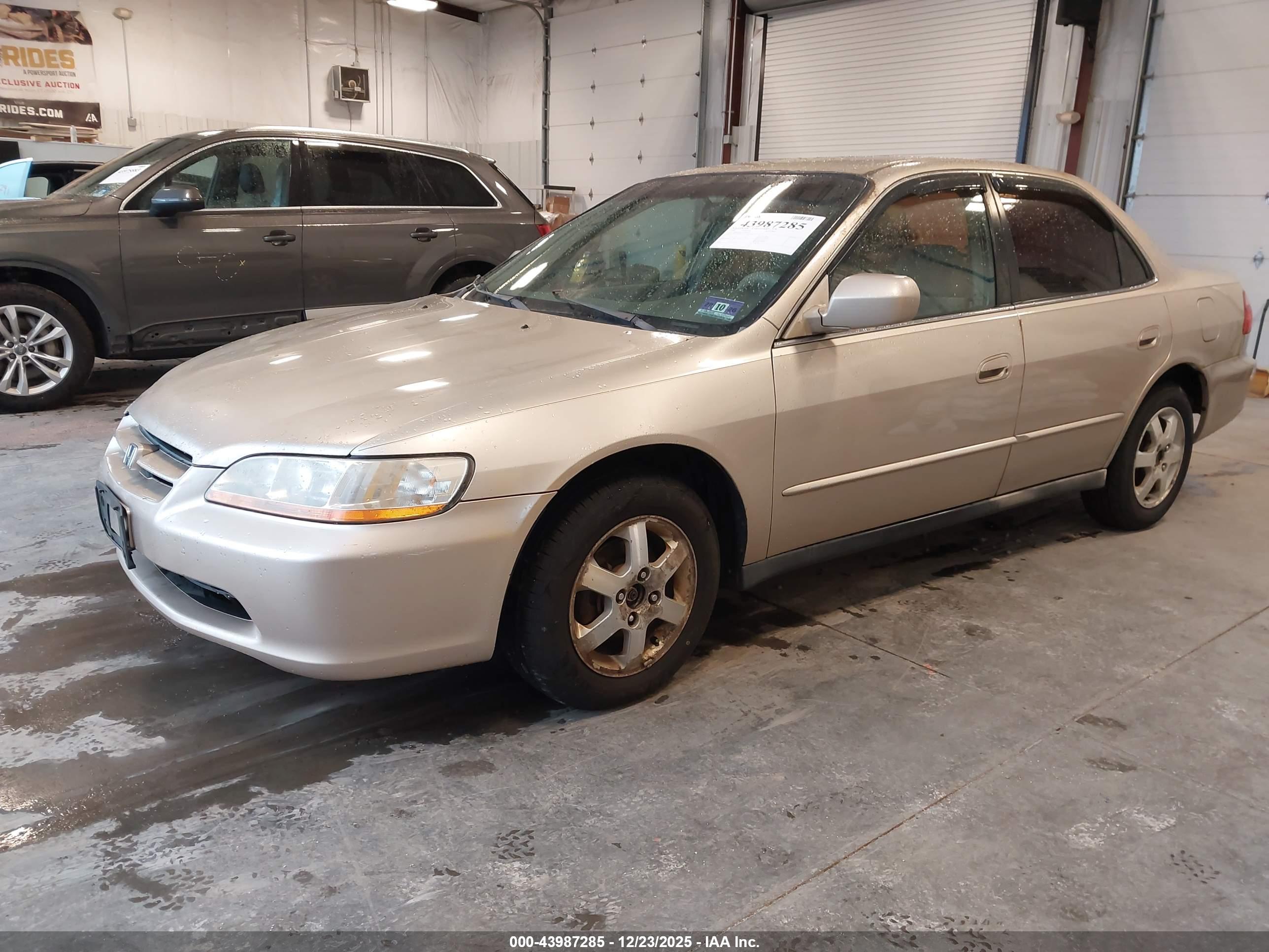 HONDA ACCORD image 2