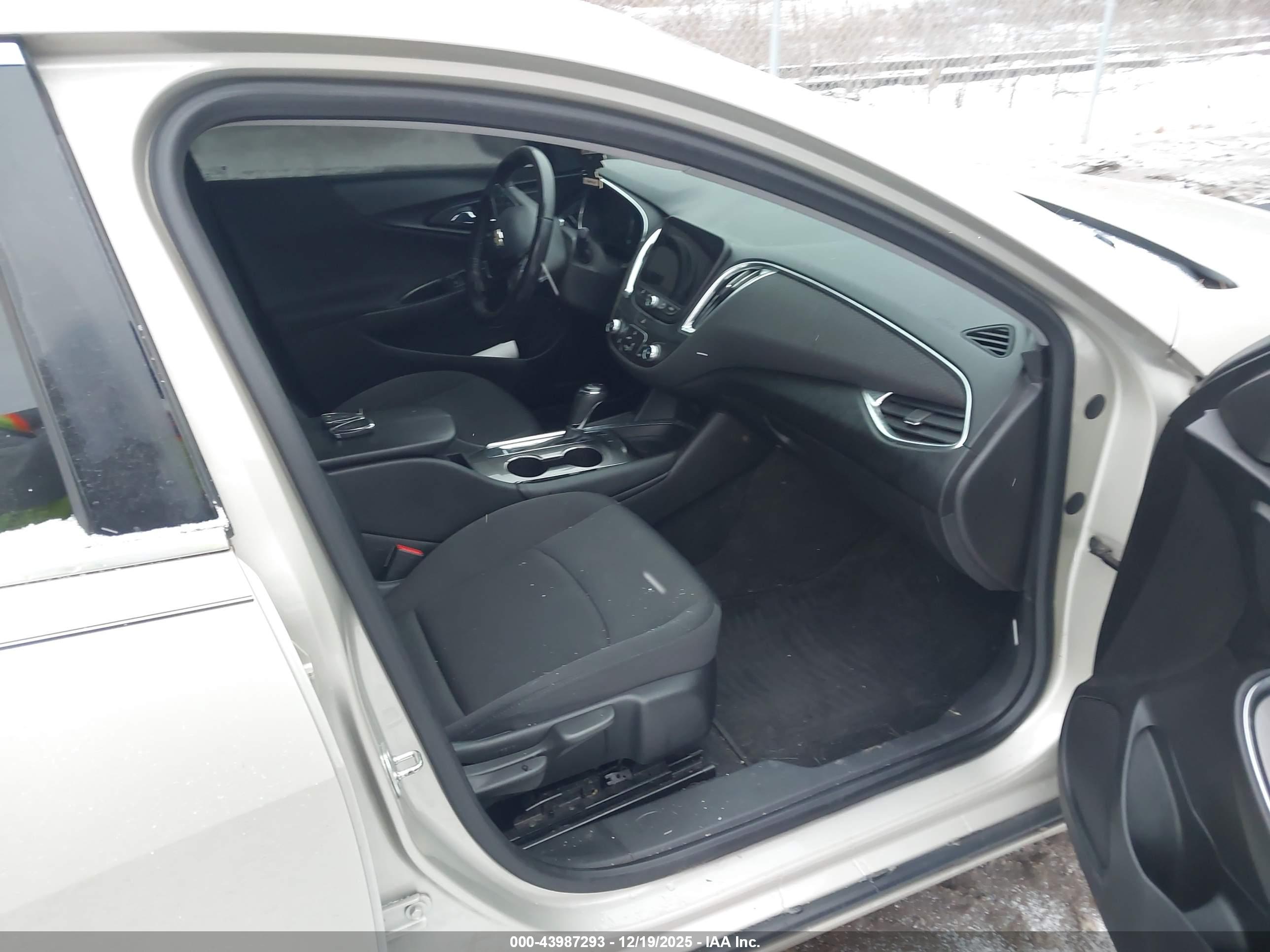 CHEVROLET MALIBU image 5