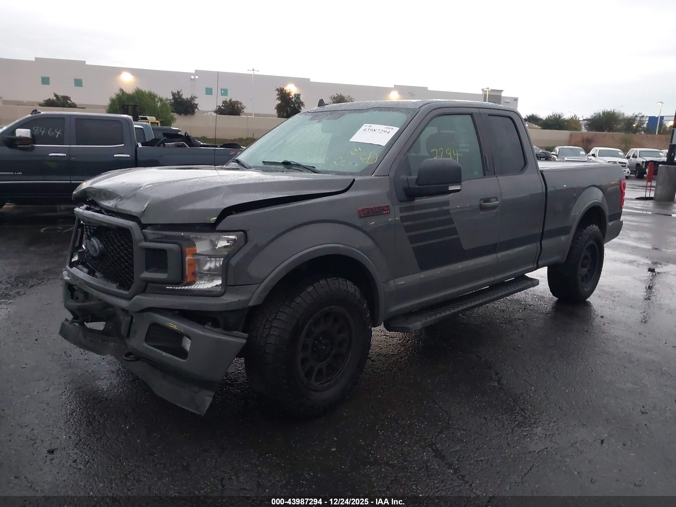FORD F-150 image 2