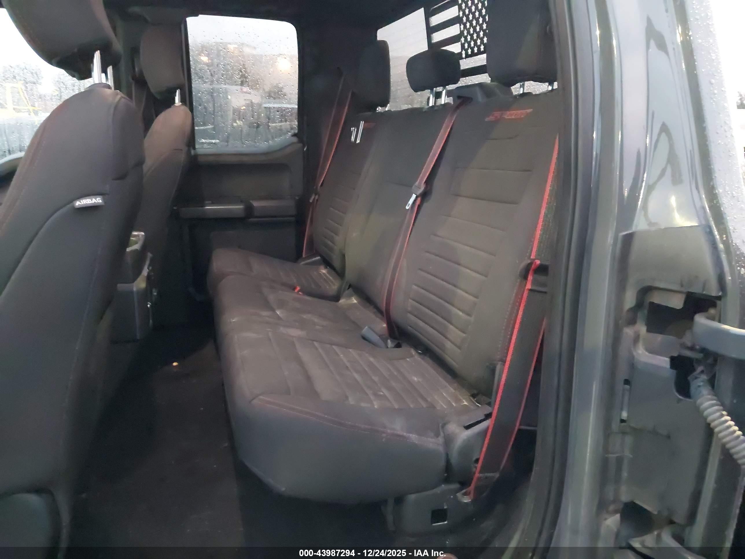 FORD F-150 image 8