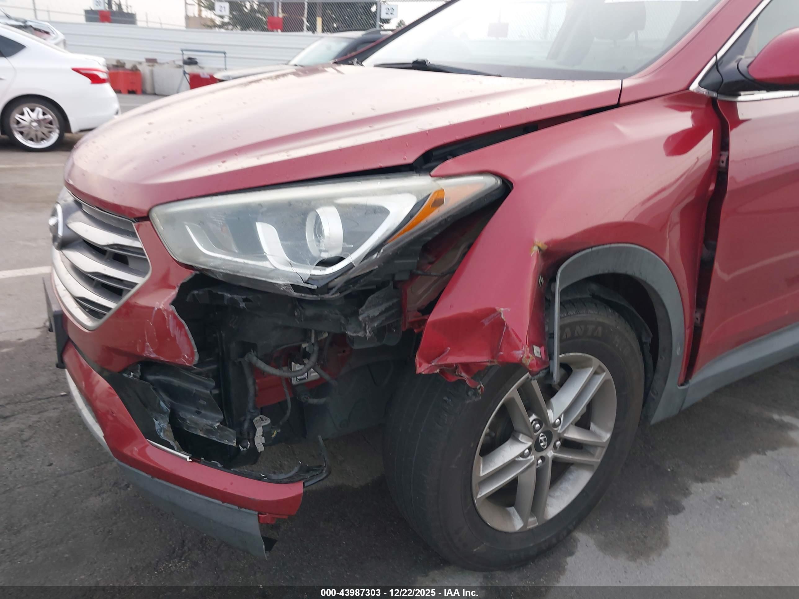 HYUNDAI SANTA image 6