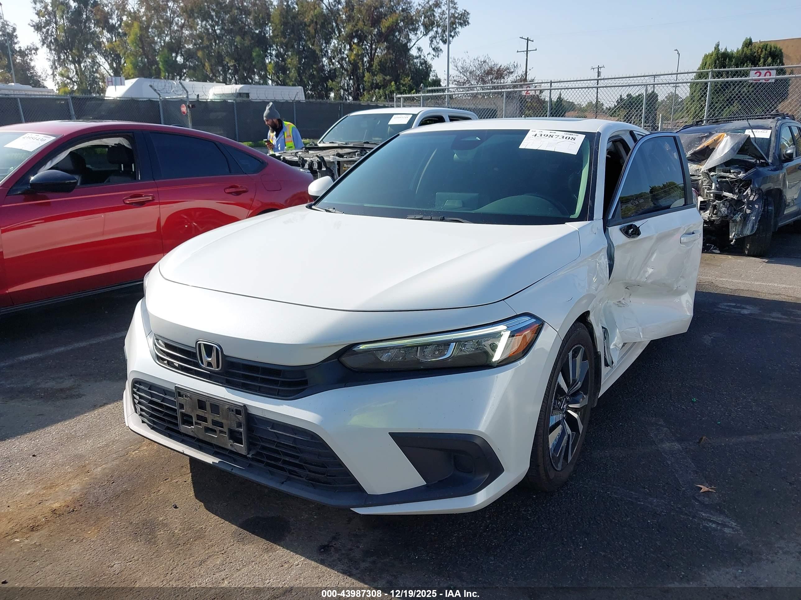 HONDA CIVIC image 2