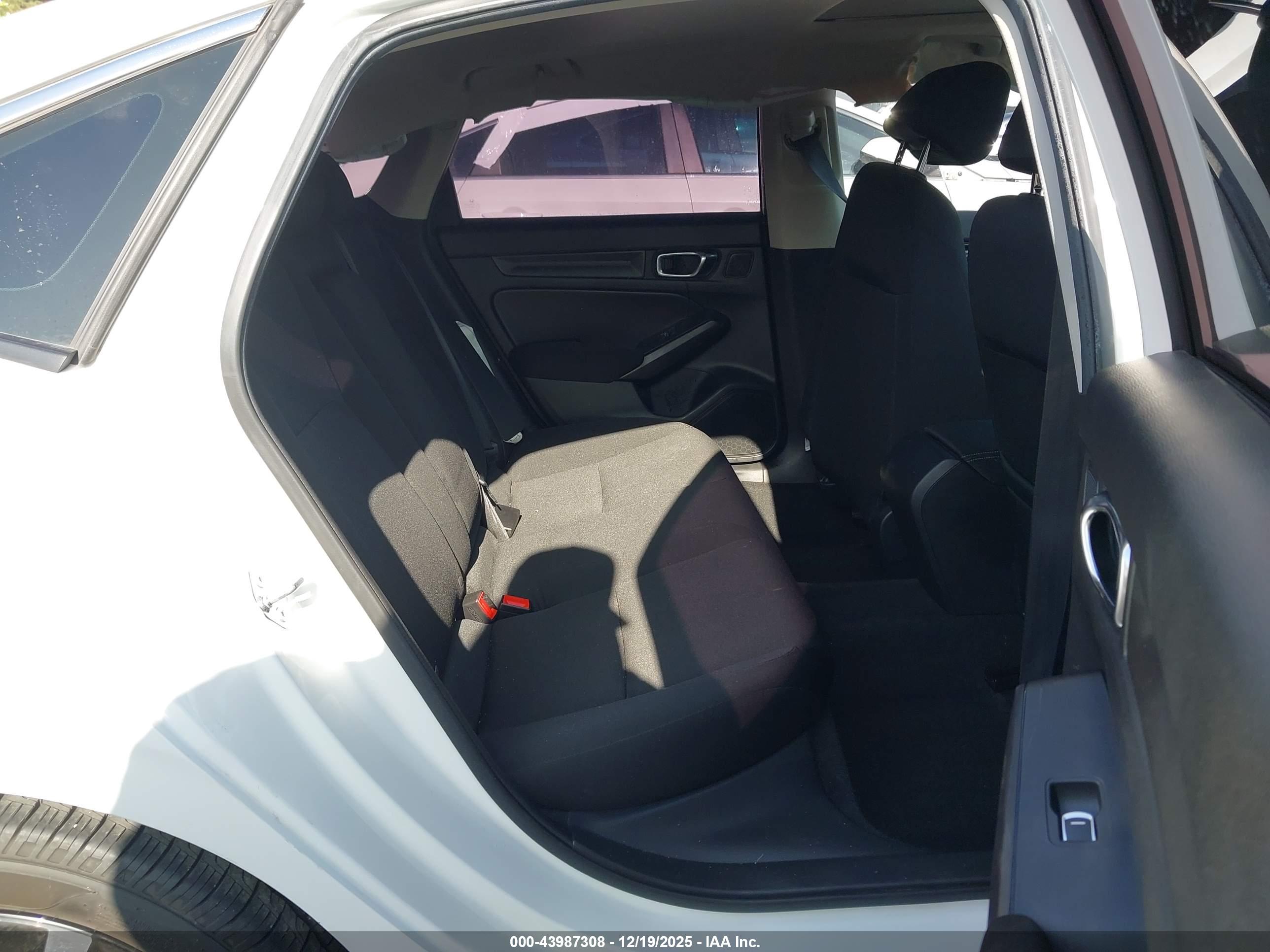 HONDA CIVIC image 8