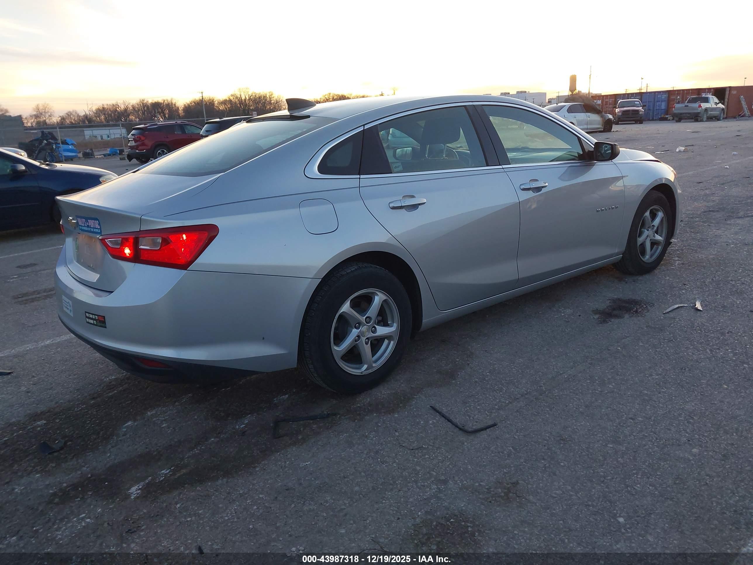 CHEVROLET MALIBU image 4