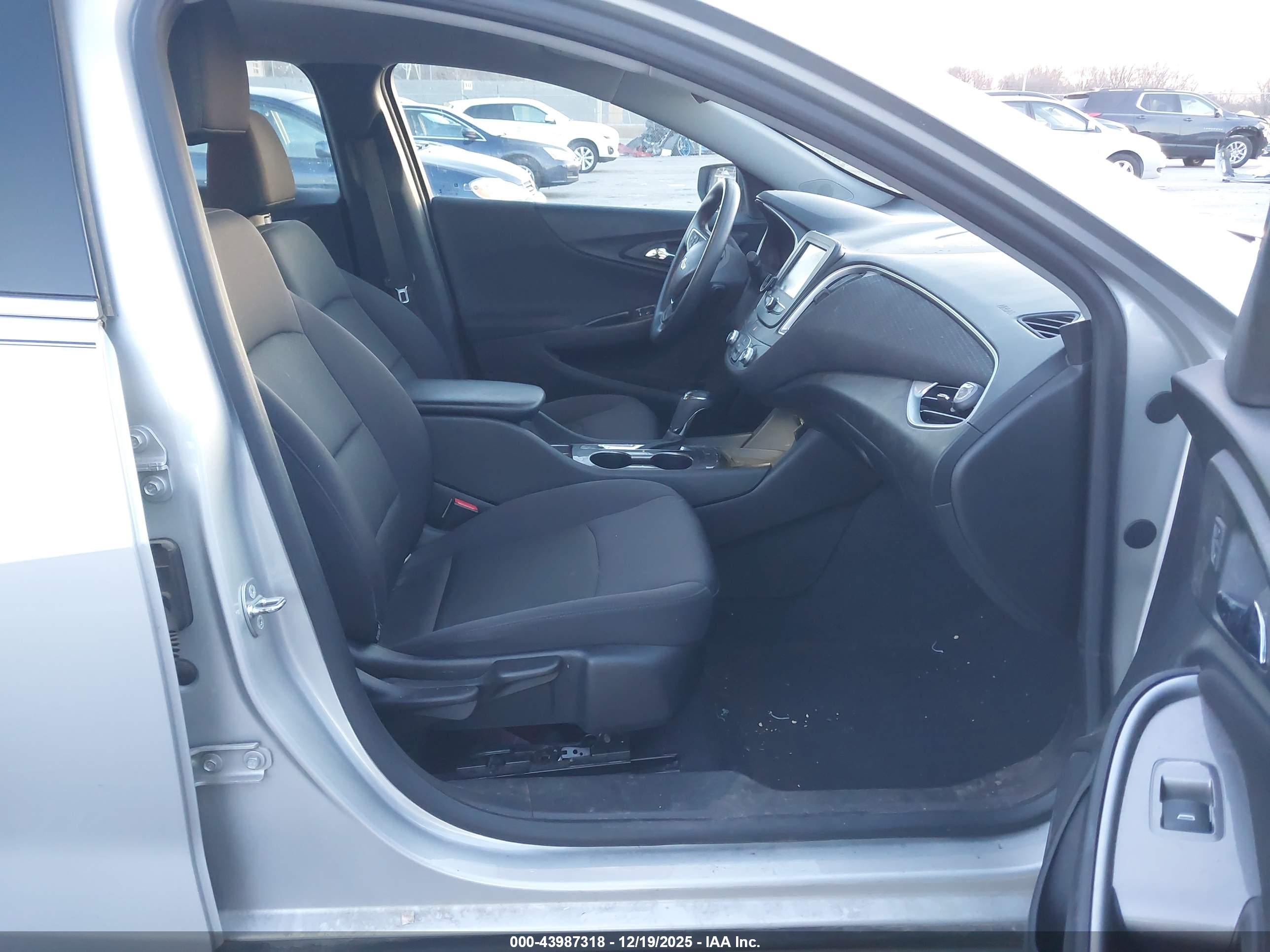 CHEVROLET MALIBU image 5