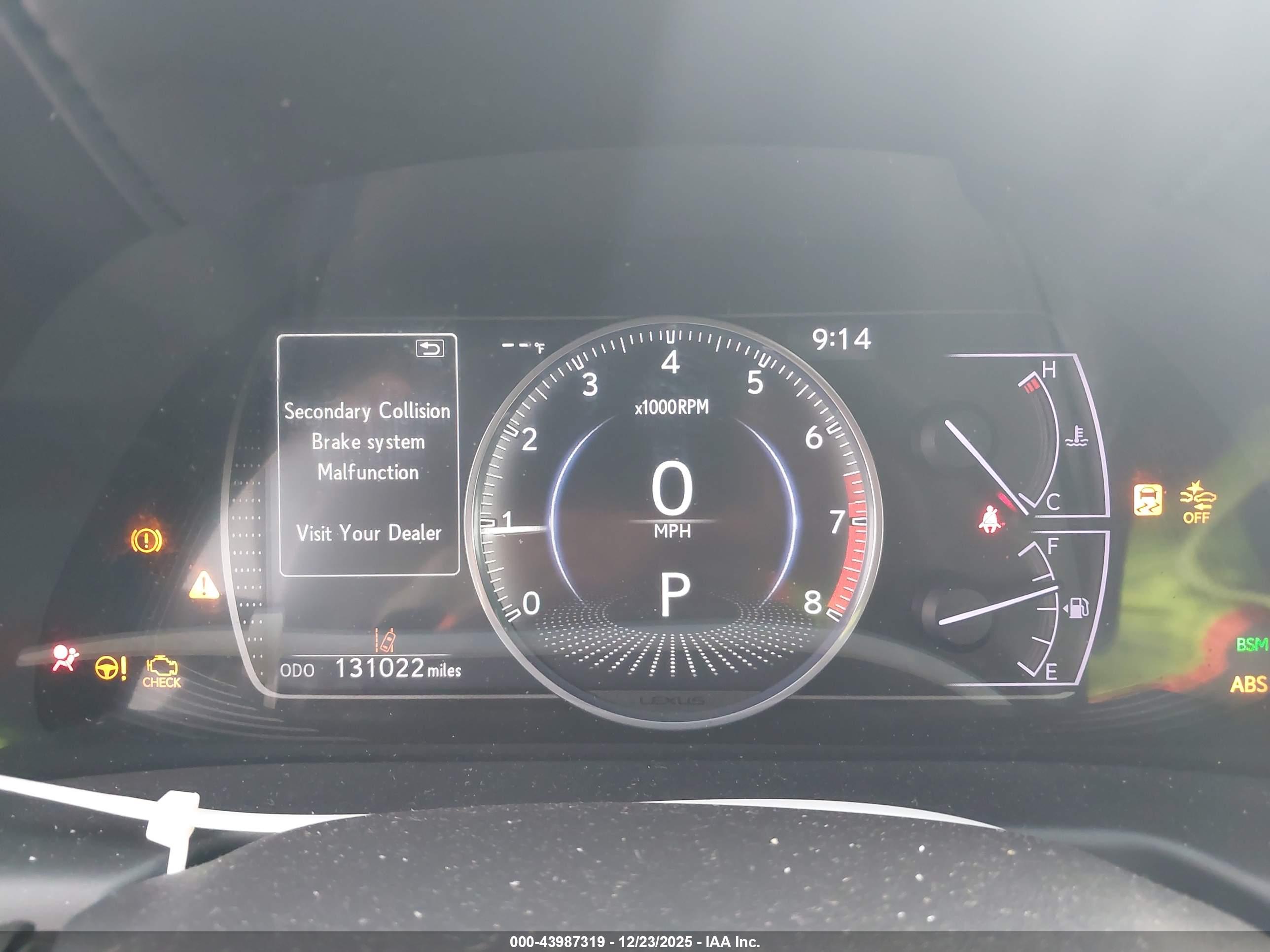LEXUS ES image 7