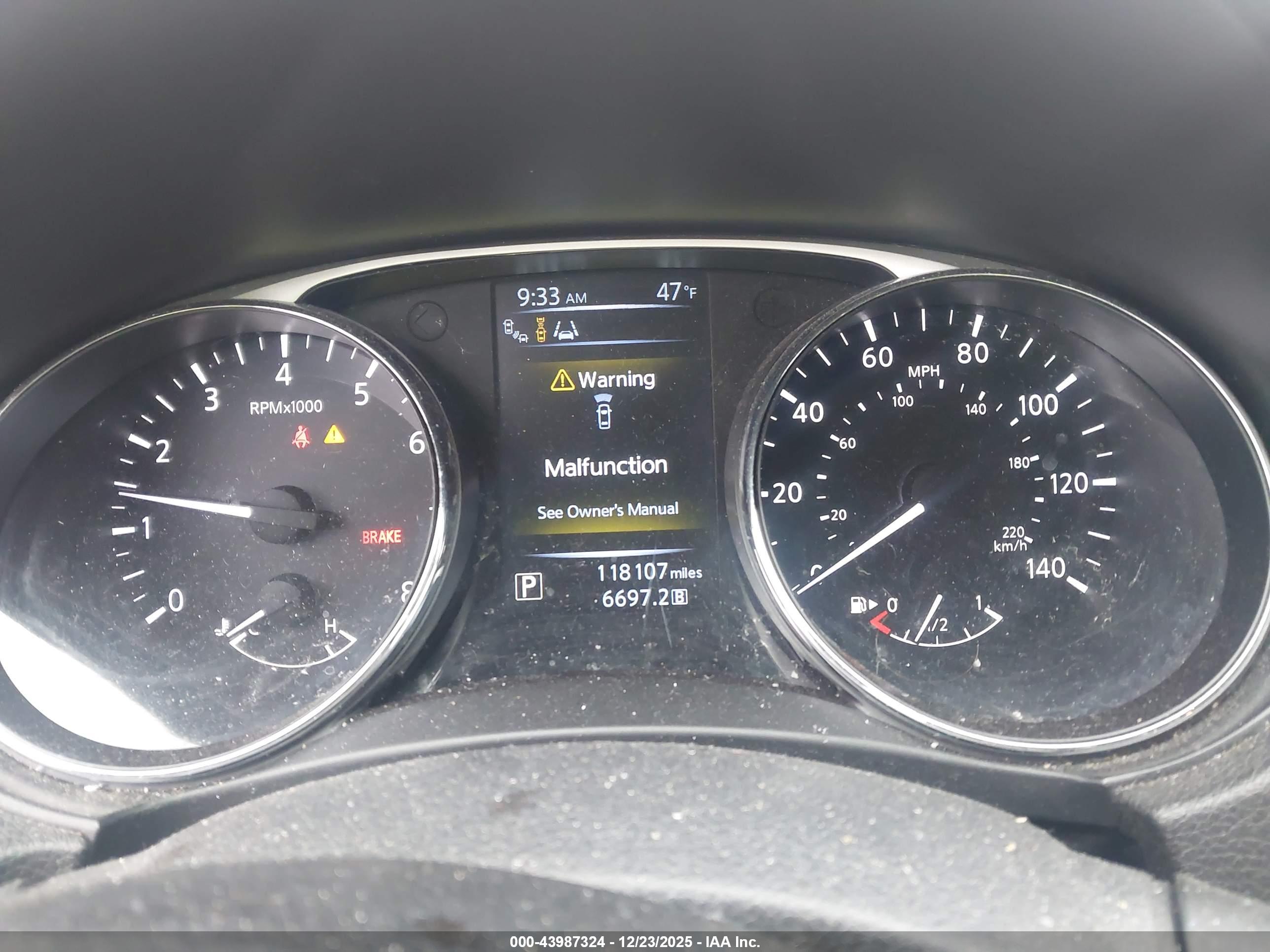 NISSAN ROGUE image 7