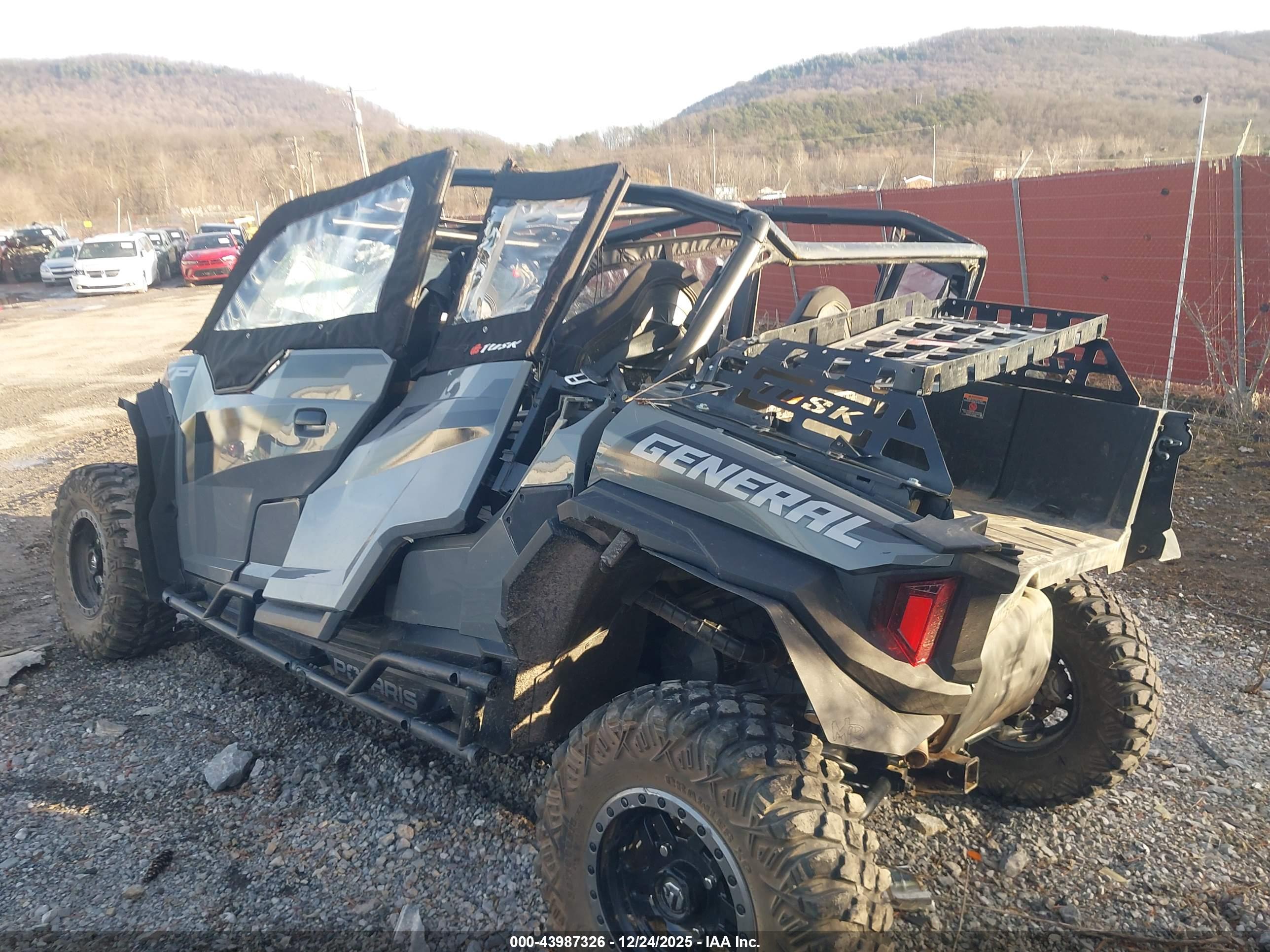 POLARIS GENERAL image 3