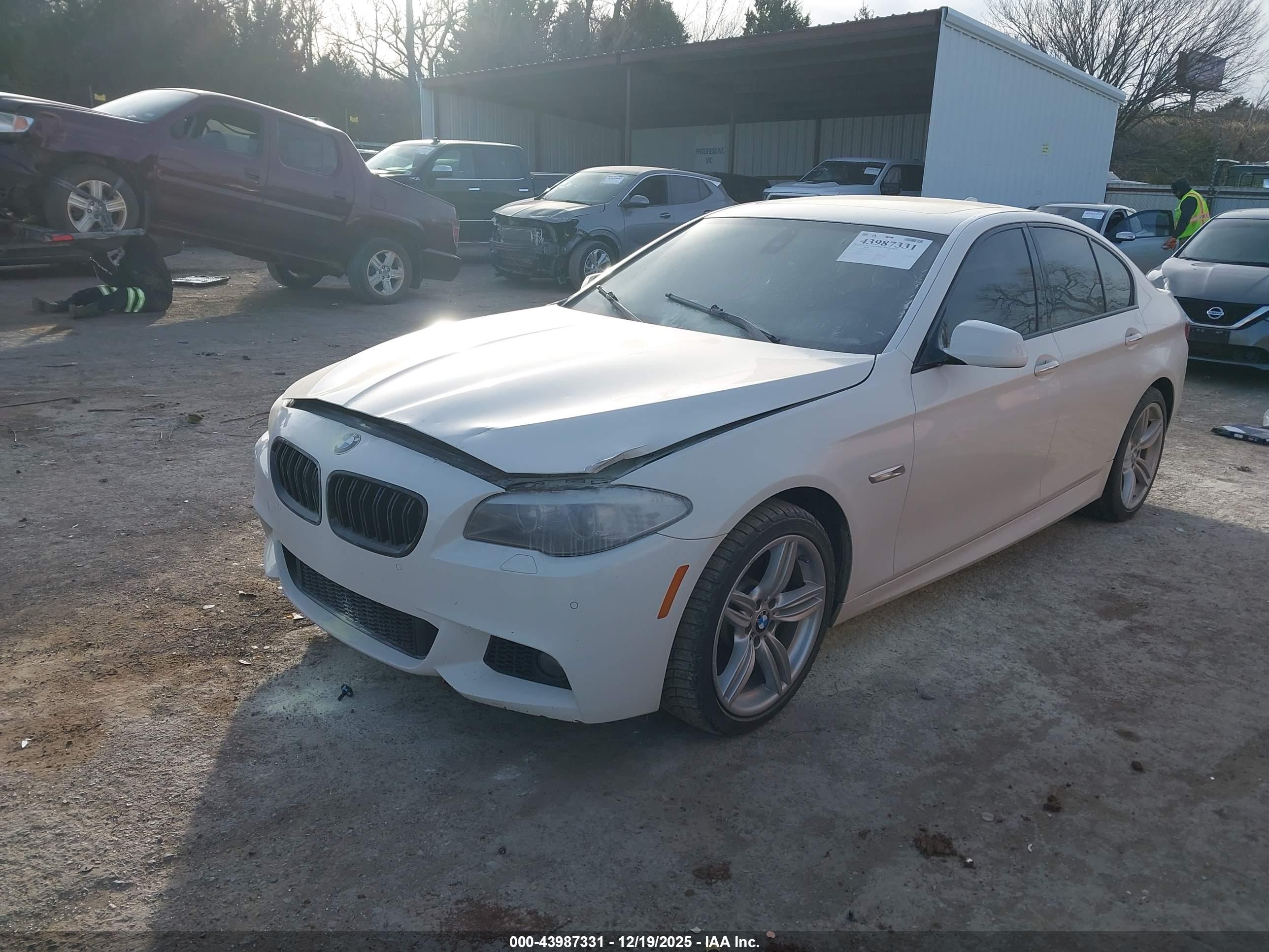 BMW 535I image 2