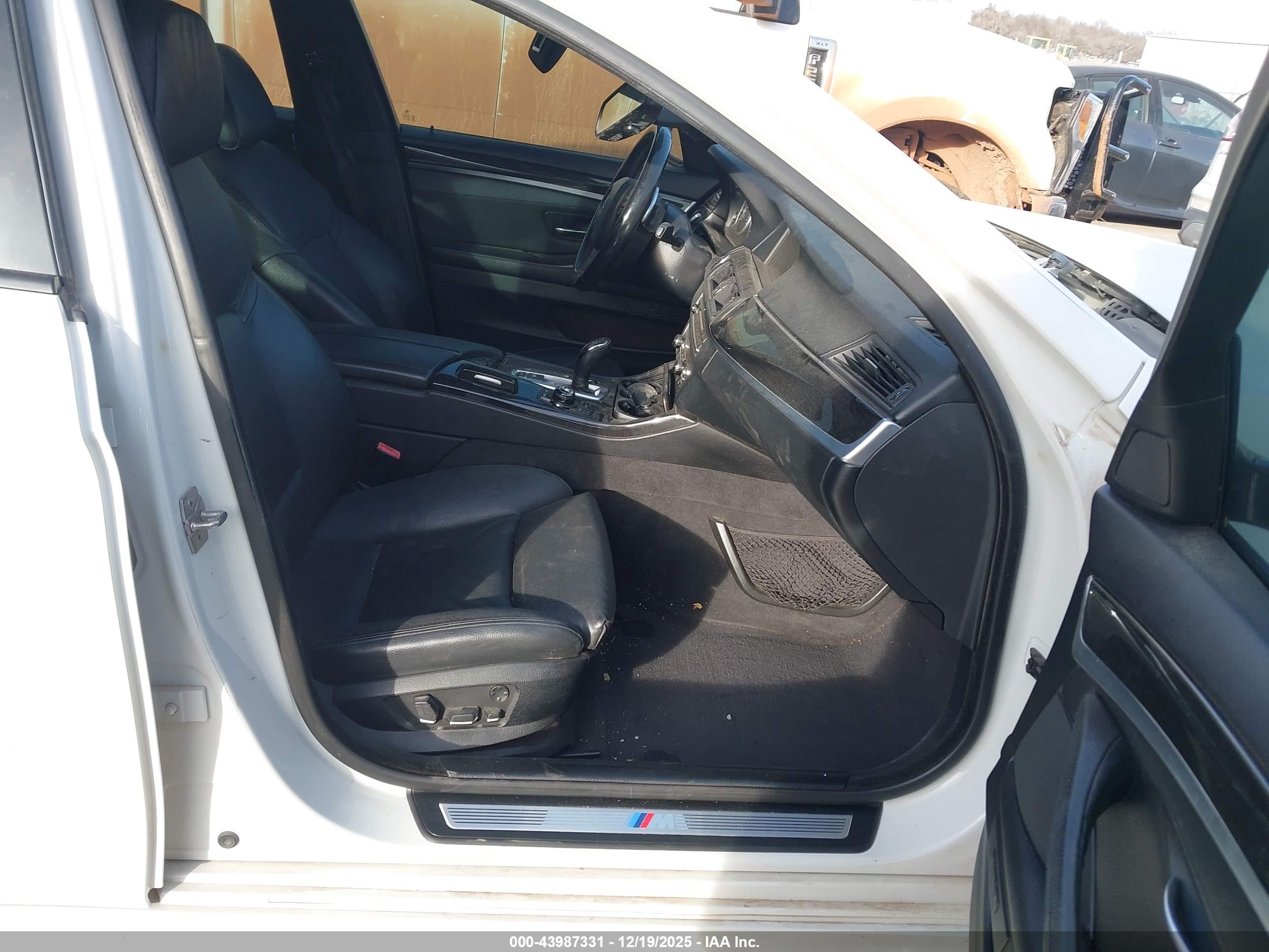 BMW 535I image 5