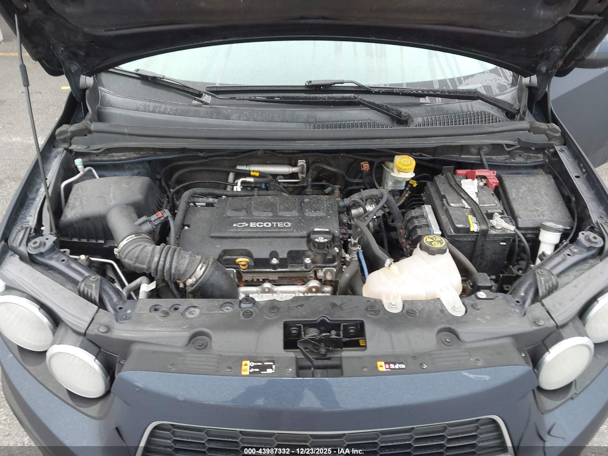 CHEVROLET SONIC image 10