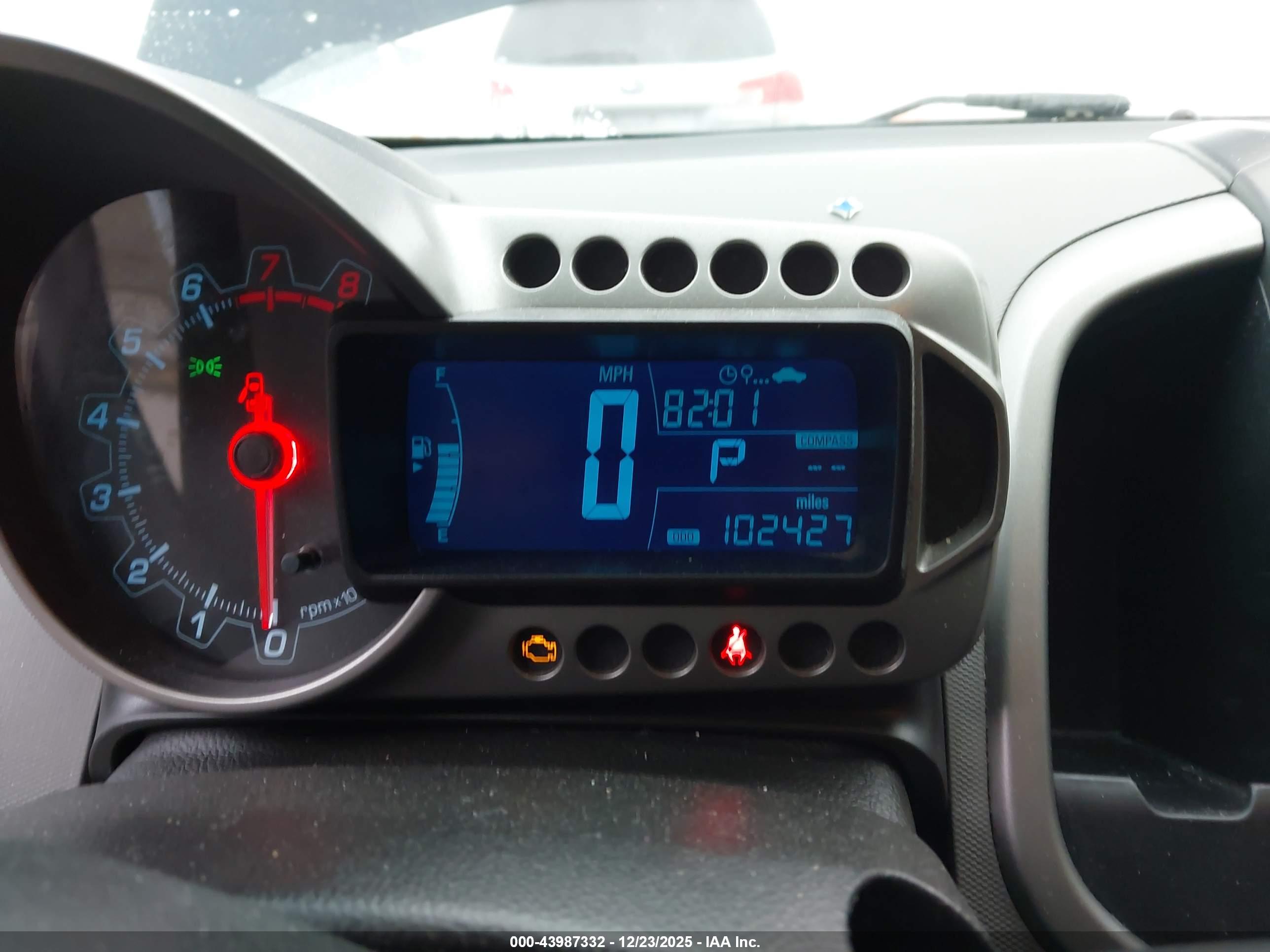 CHEVROLET SONIC image 7