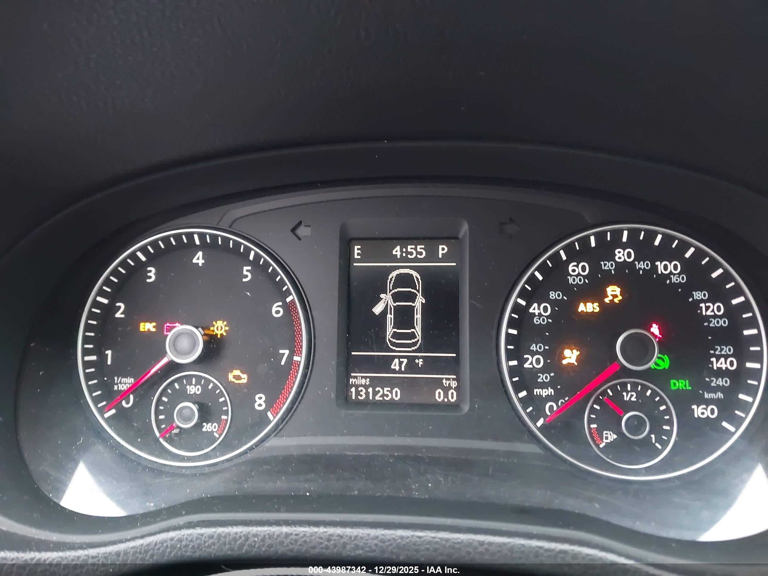 VOLKSWAGEN PASSAT image 7